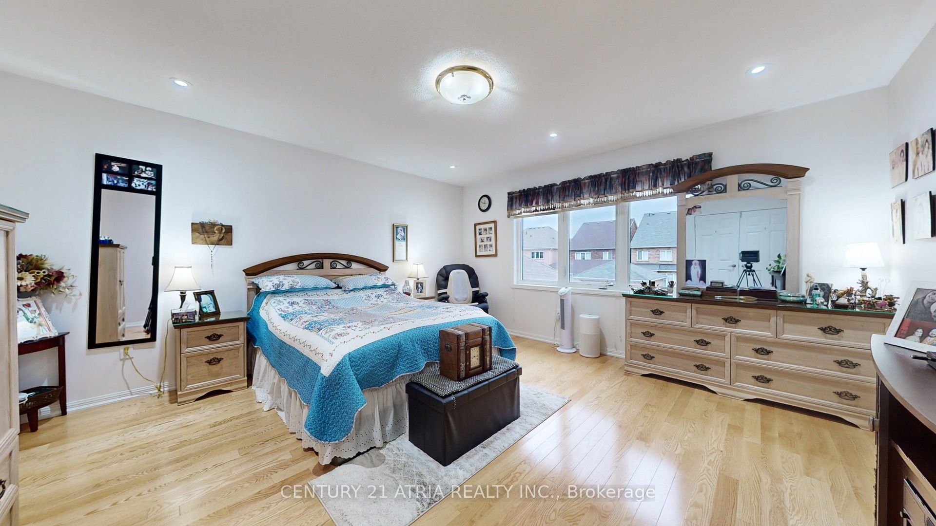 69 Diamond Jubilee Drive Property Photo 18