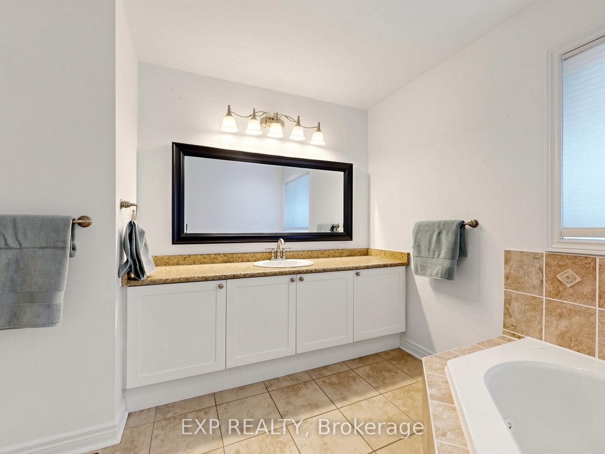 9 Carness Crescent Property Photo 23