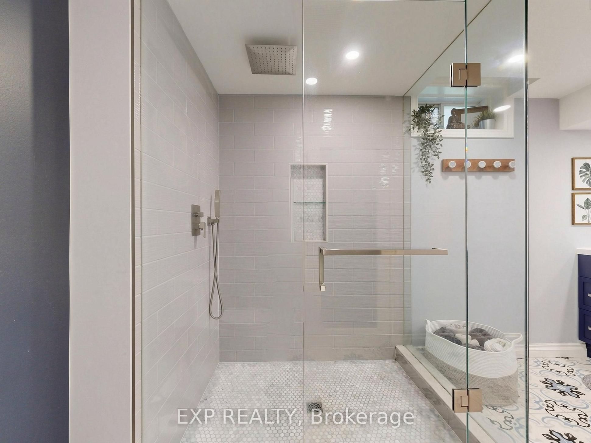 9 Carness Crescent Property Photo 38
