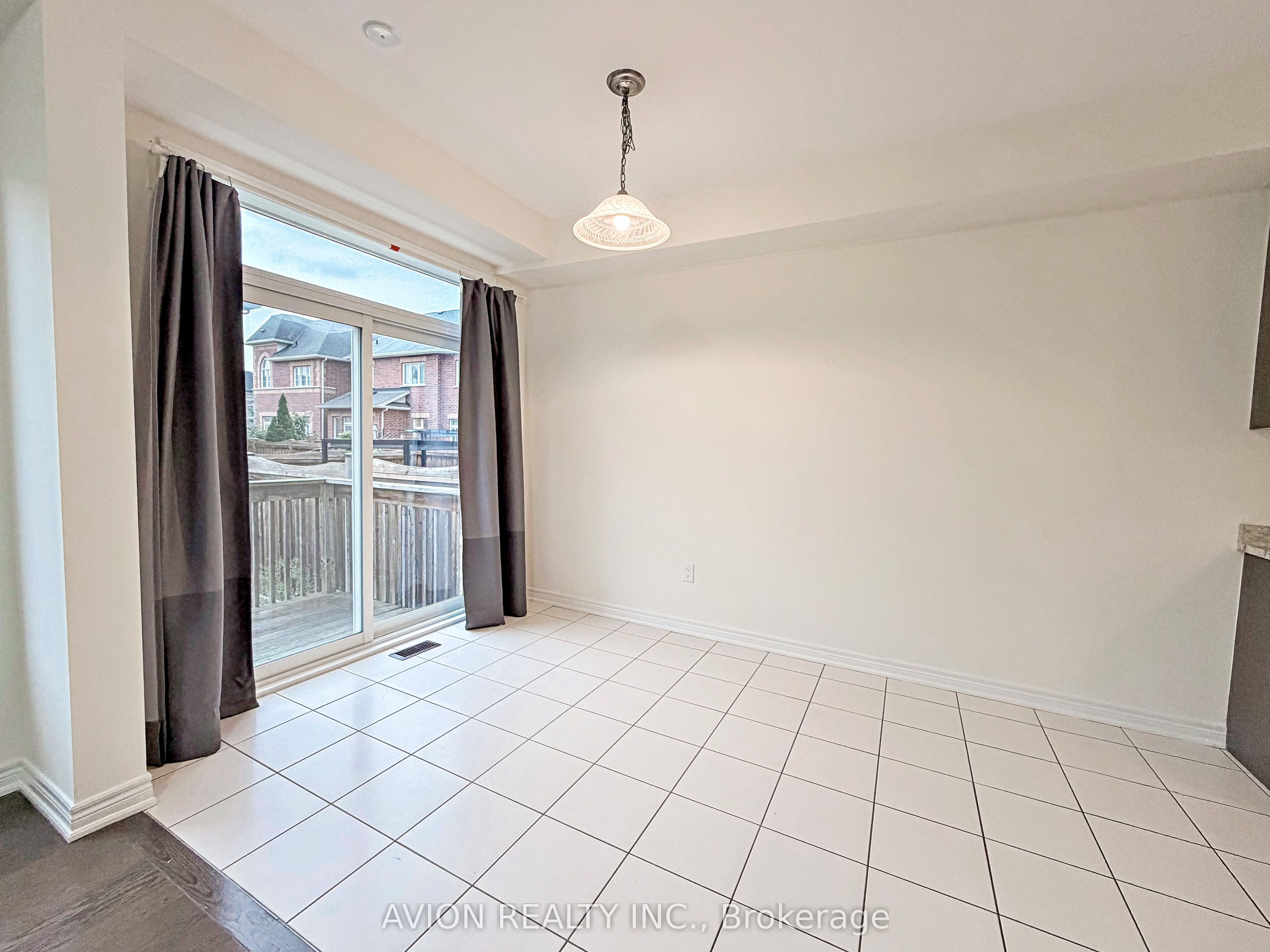124 Wilfred Murison Avenue Property Photo 8
