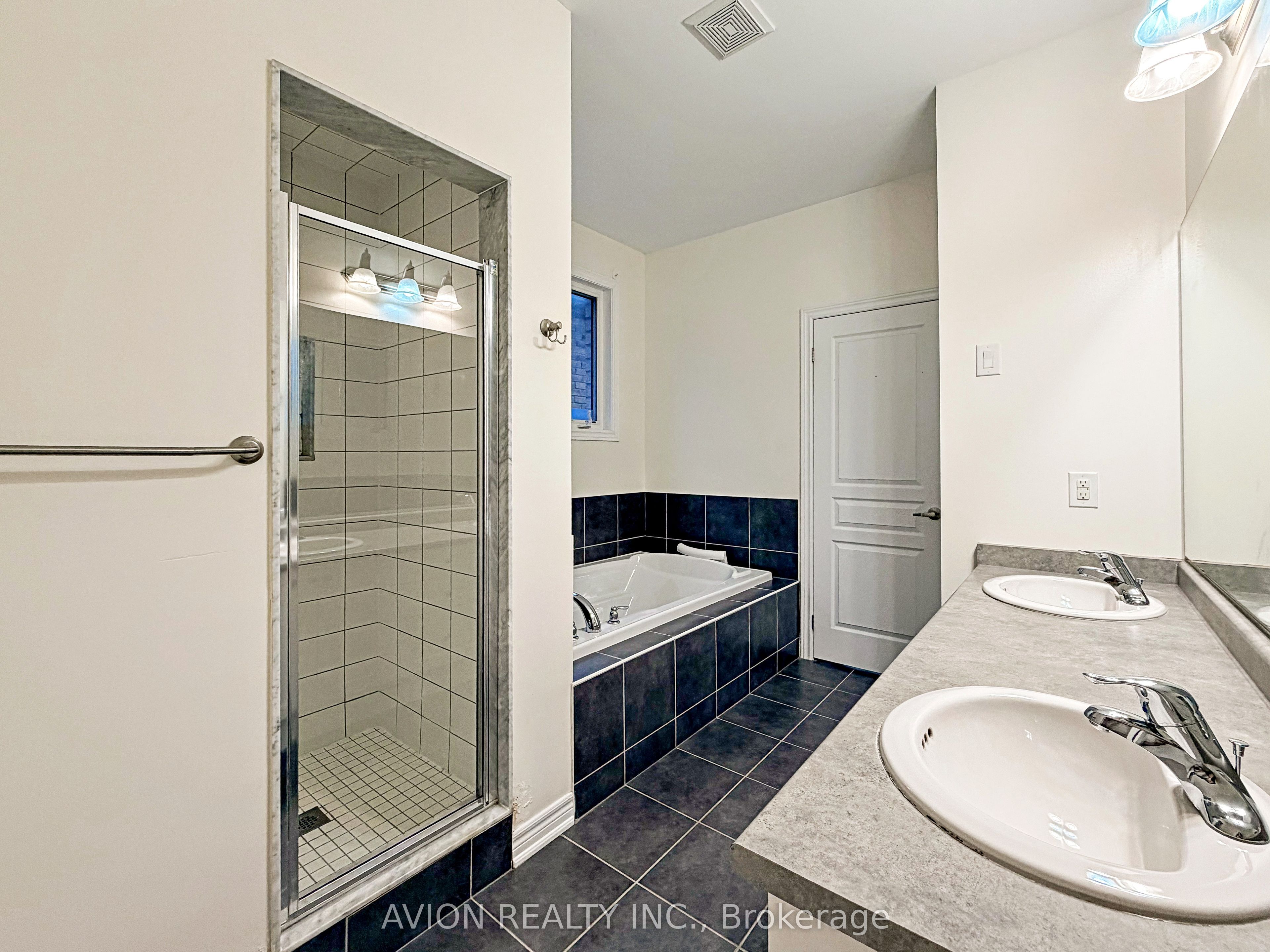 124 Wilfred Murison Avenue Property Photo 14
