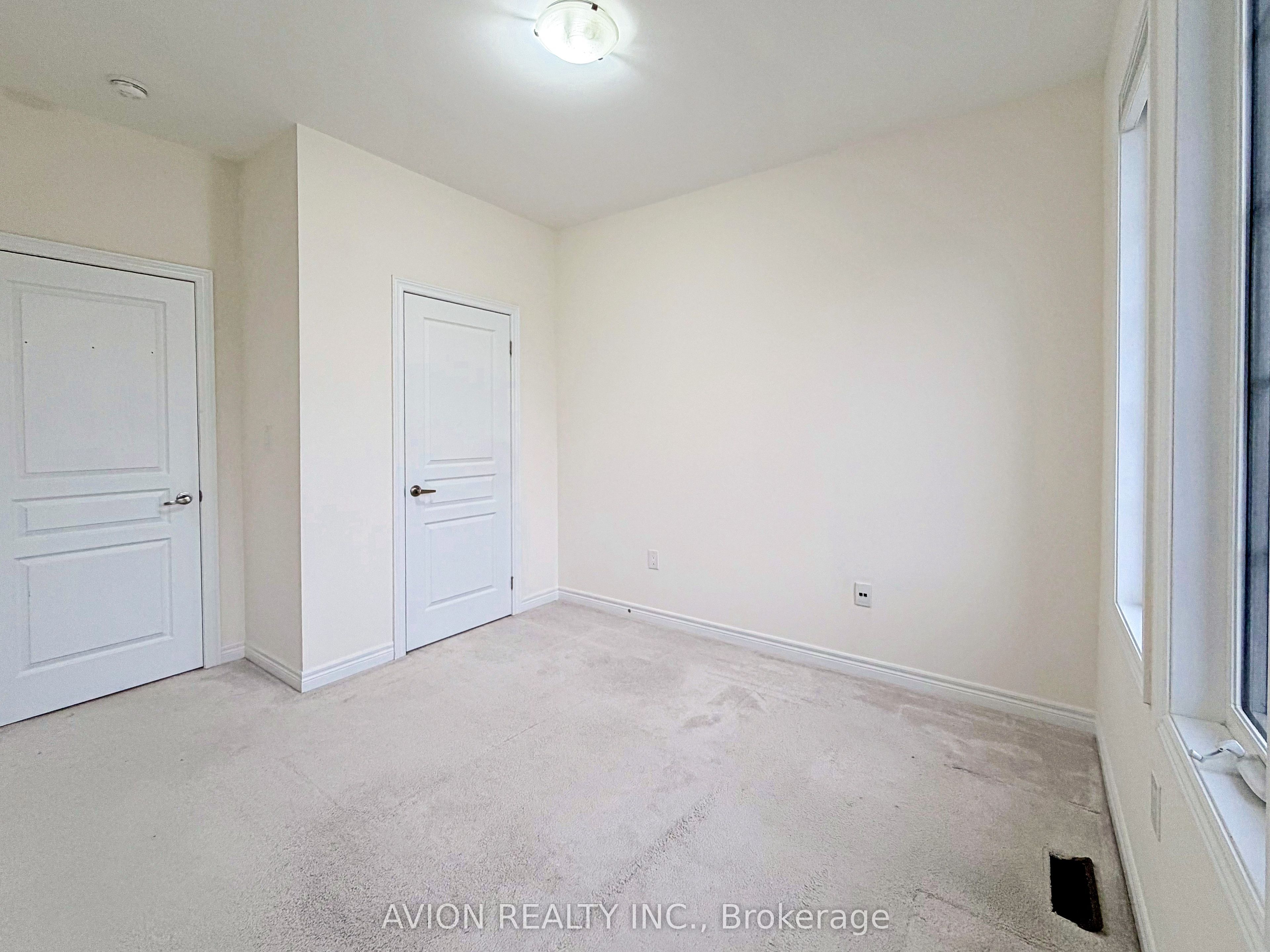 124 Wilfred Murison Avenue Property Photo 17