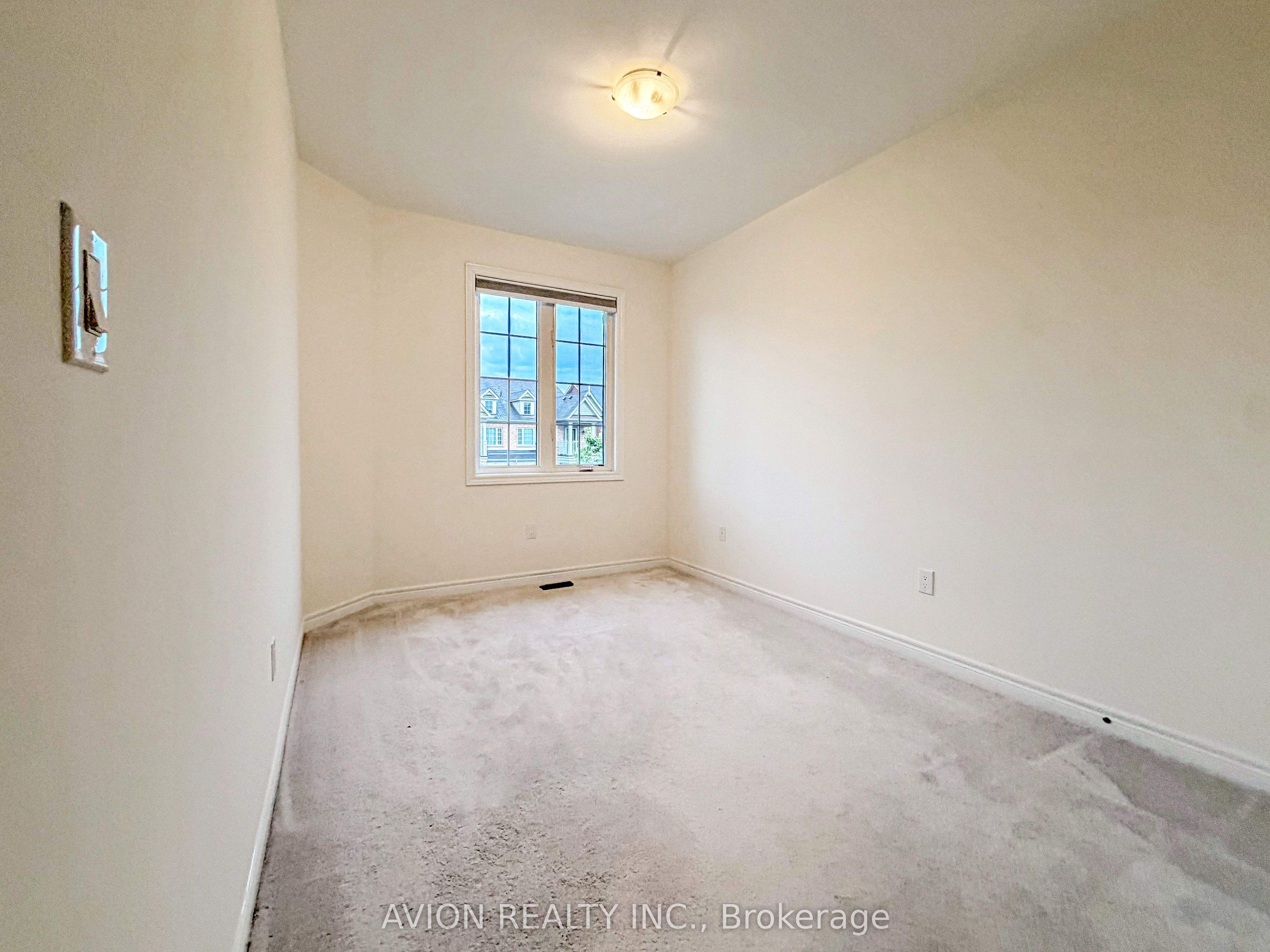 124 Wilfred Murison Avenue Property Photo 18