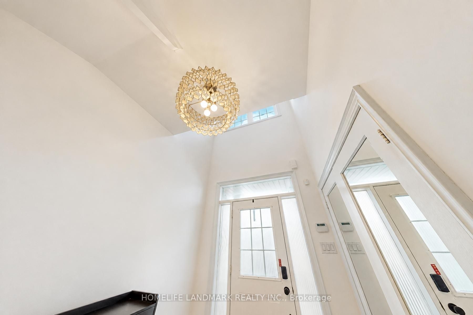 8900 Bathurst Street 27 Property Photo 5