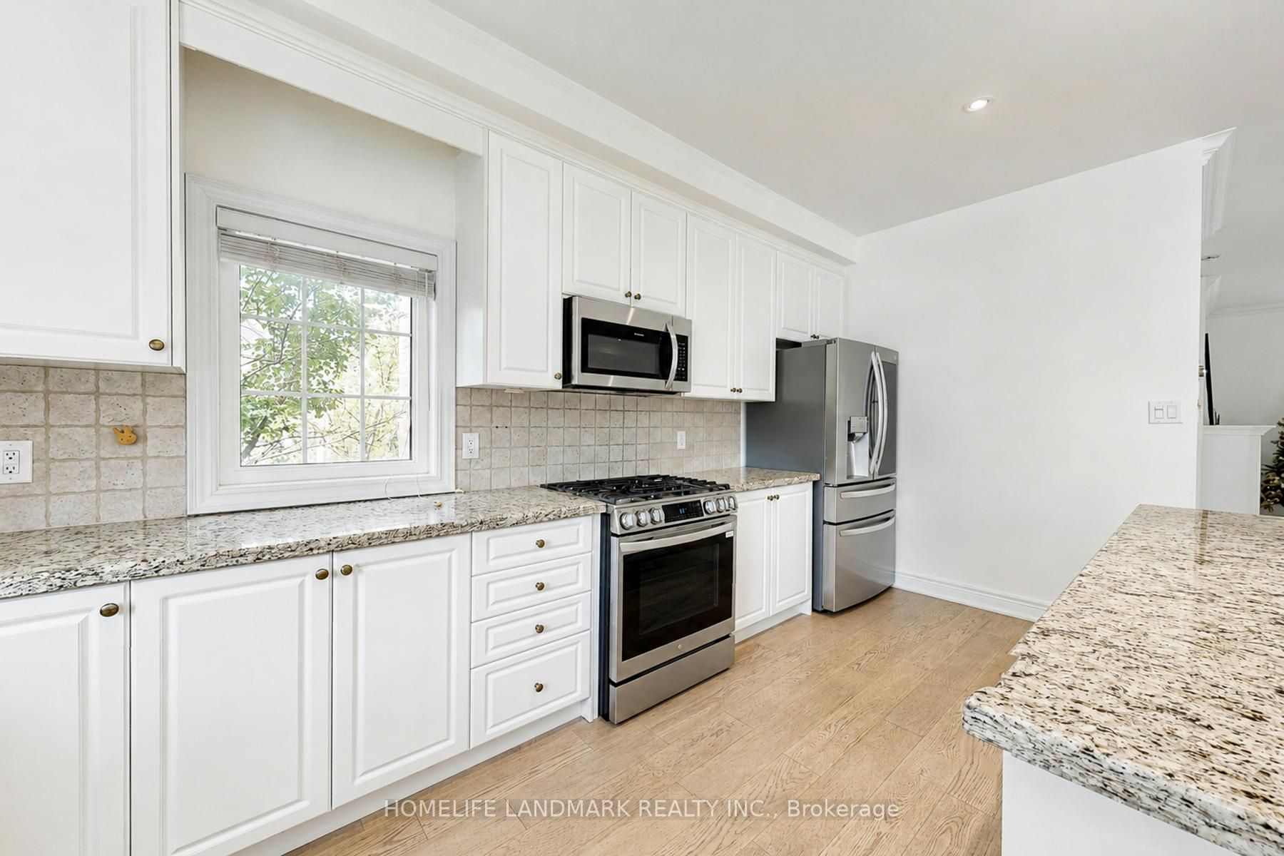 8900 Bathurst Street 27 Property Photo 20