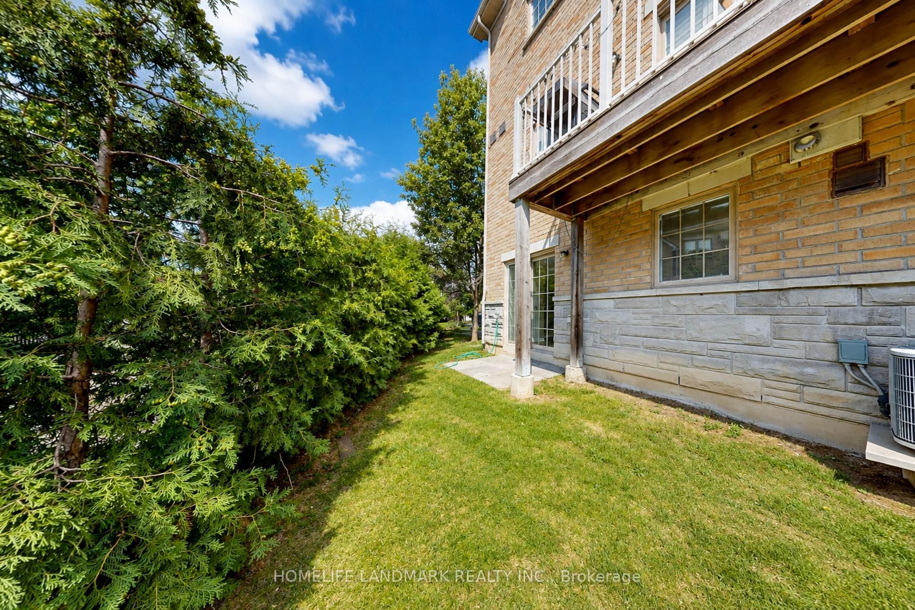 8900 Bathurst Street 27 Property Photo 39
