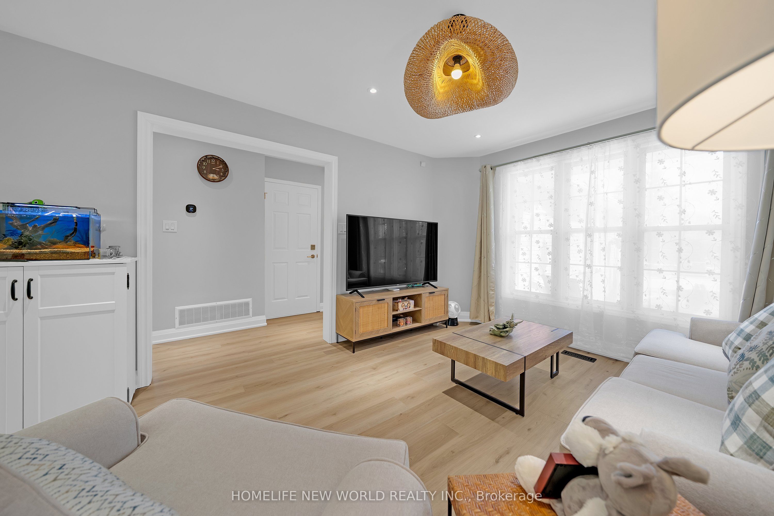 351 Millard Street Property Photo 6