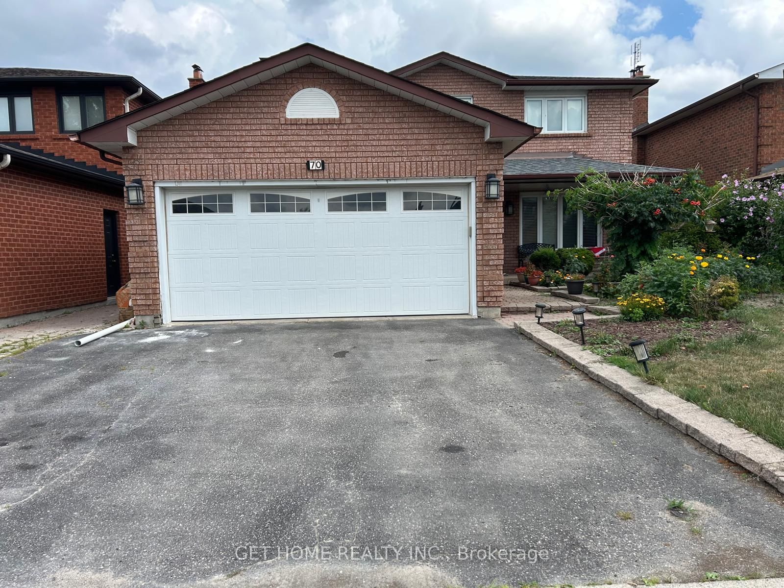 70 Gardner Place #bsmt Property Photo 1