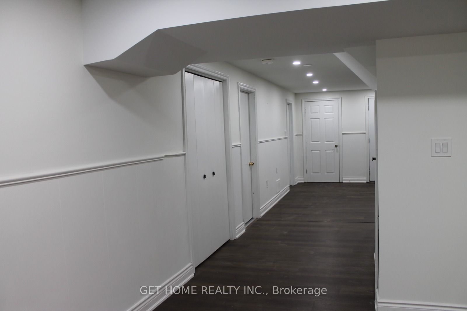 70 Gardner Place #bsmt Property Photo 10