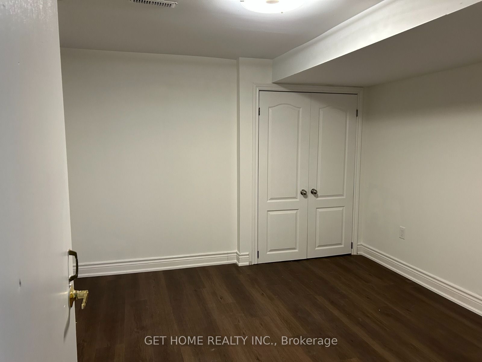 70 Gardner Place #bsmt Property Photo 12