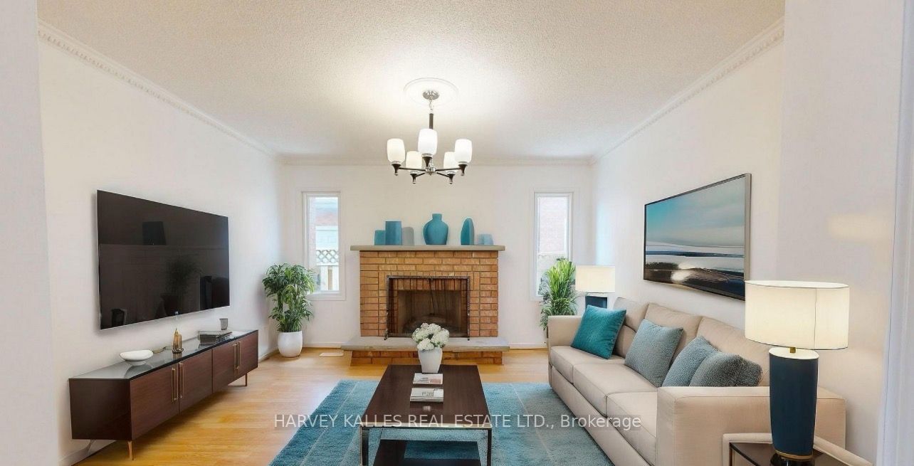 71 Olivewood Drive Upper Property Photo 6