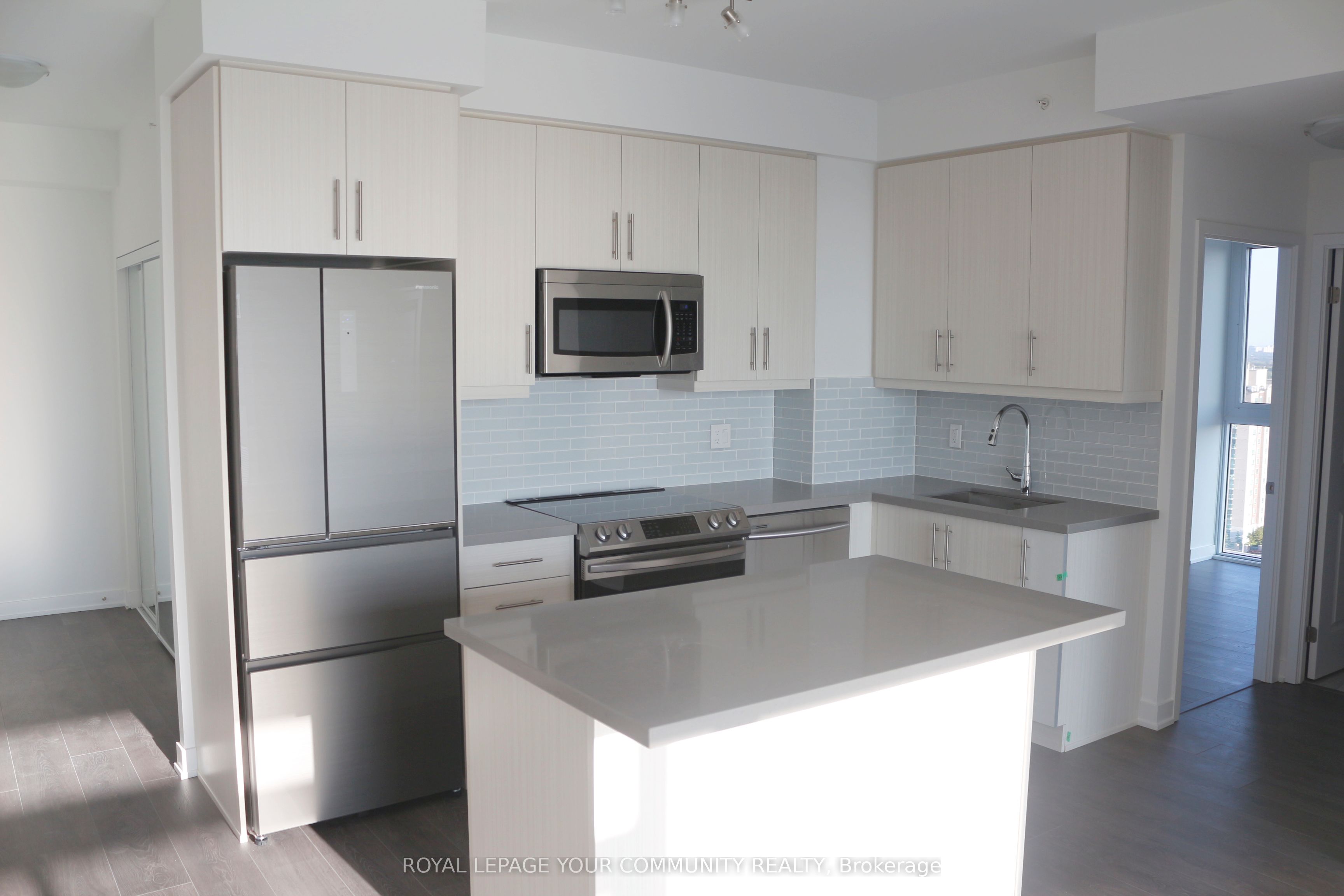 75 Oneida Crescent 1809 Property Photo 8