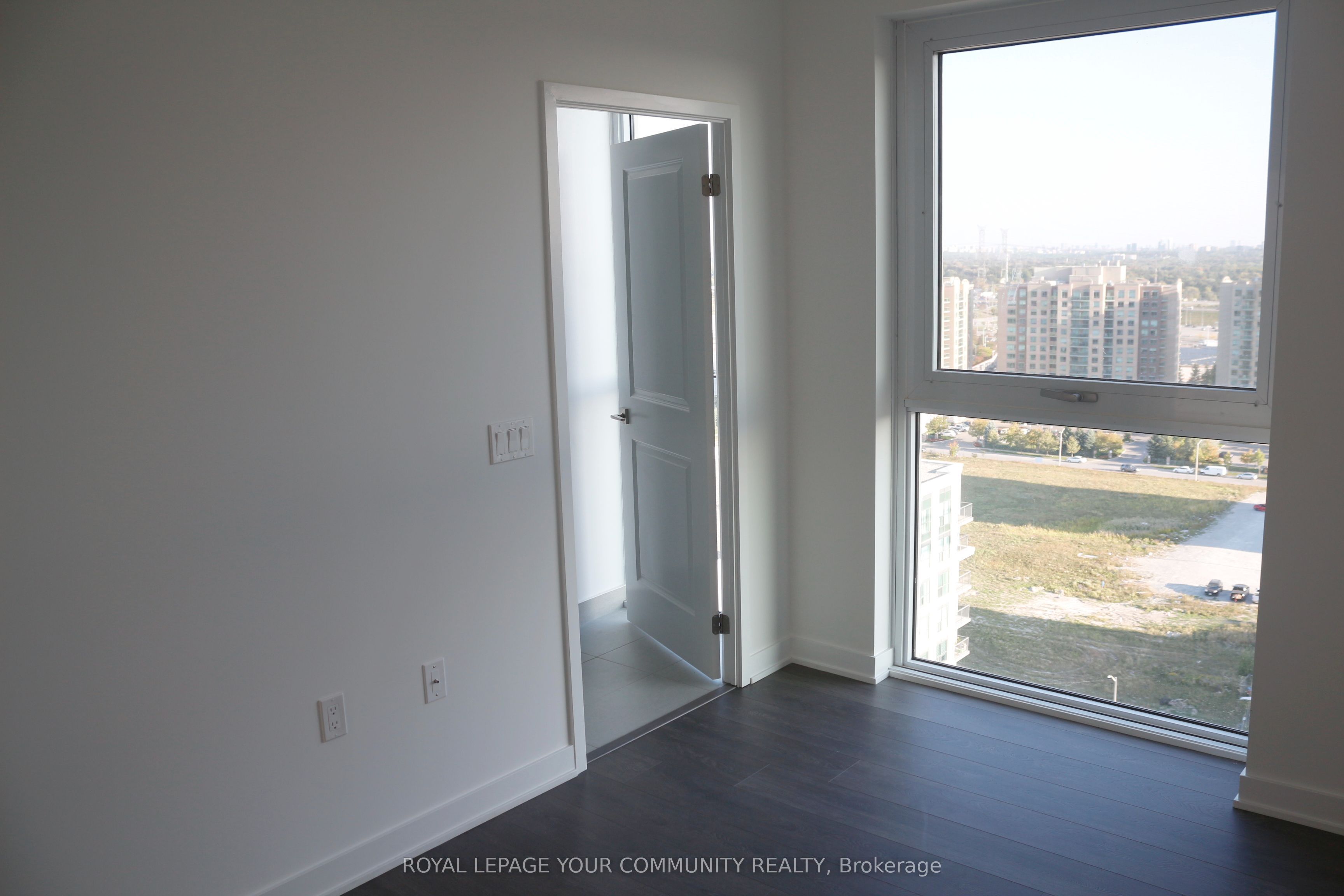 75 Oneida Crescent 1809 Property Photo 14