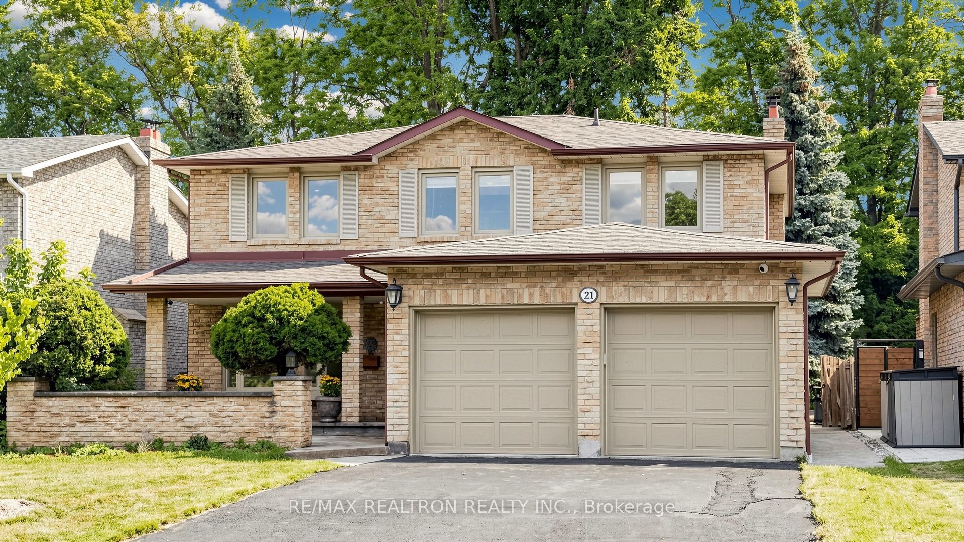 21 Greentree Road Property Photo 2