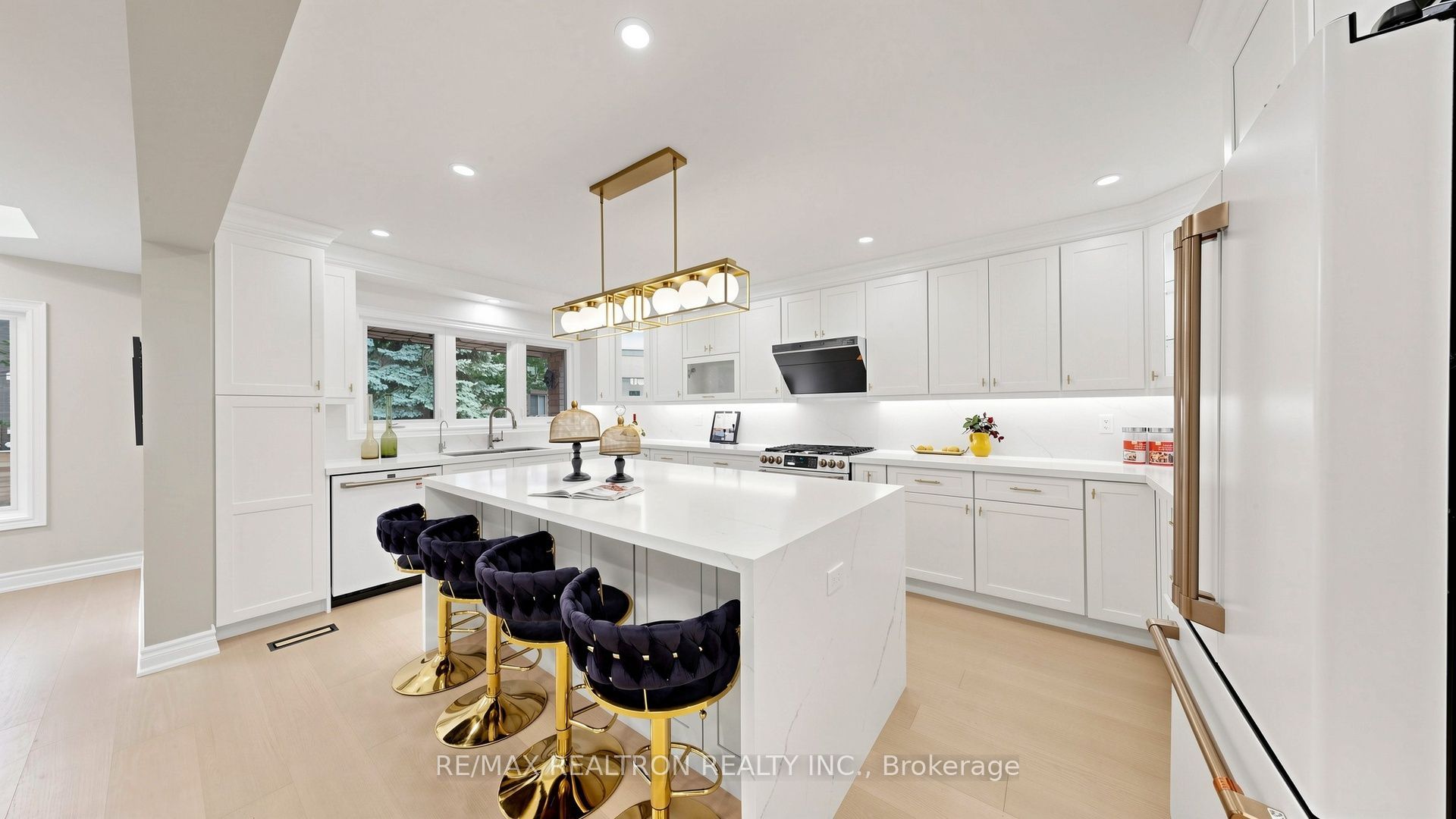 21 Greentree Road Property Photo 12
