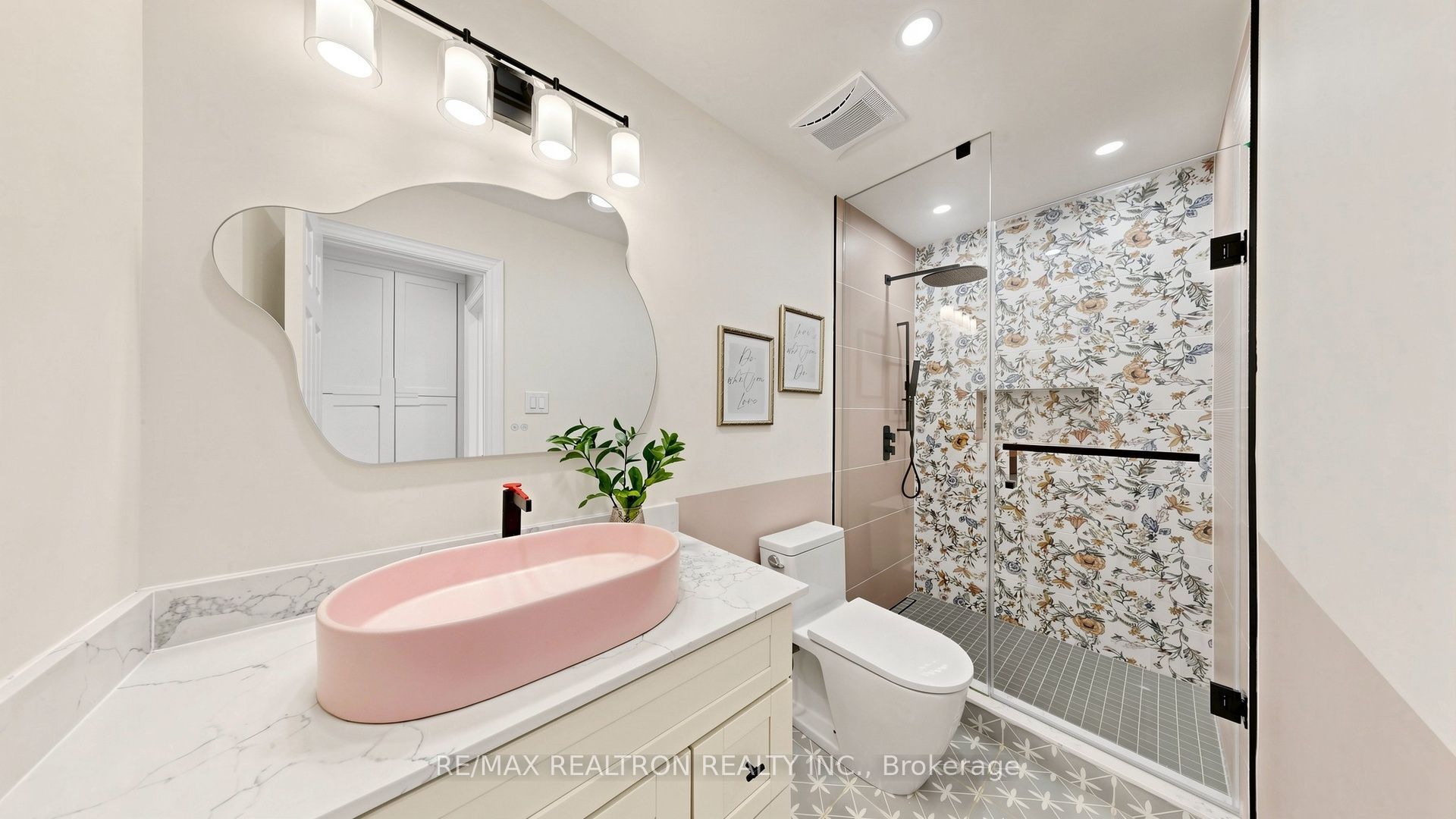 21 Greentree Road Property Photo 19