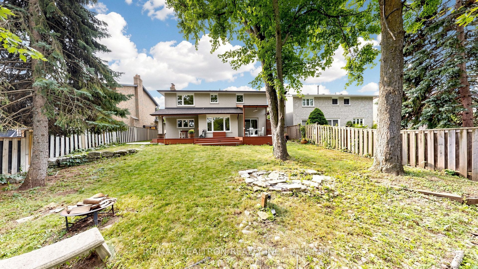 21 Greentree Road Property Photo 41