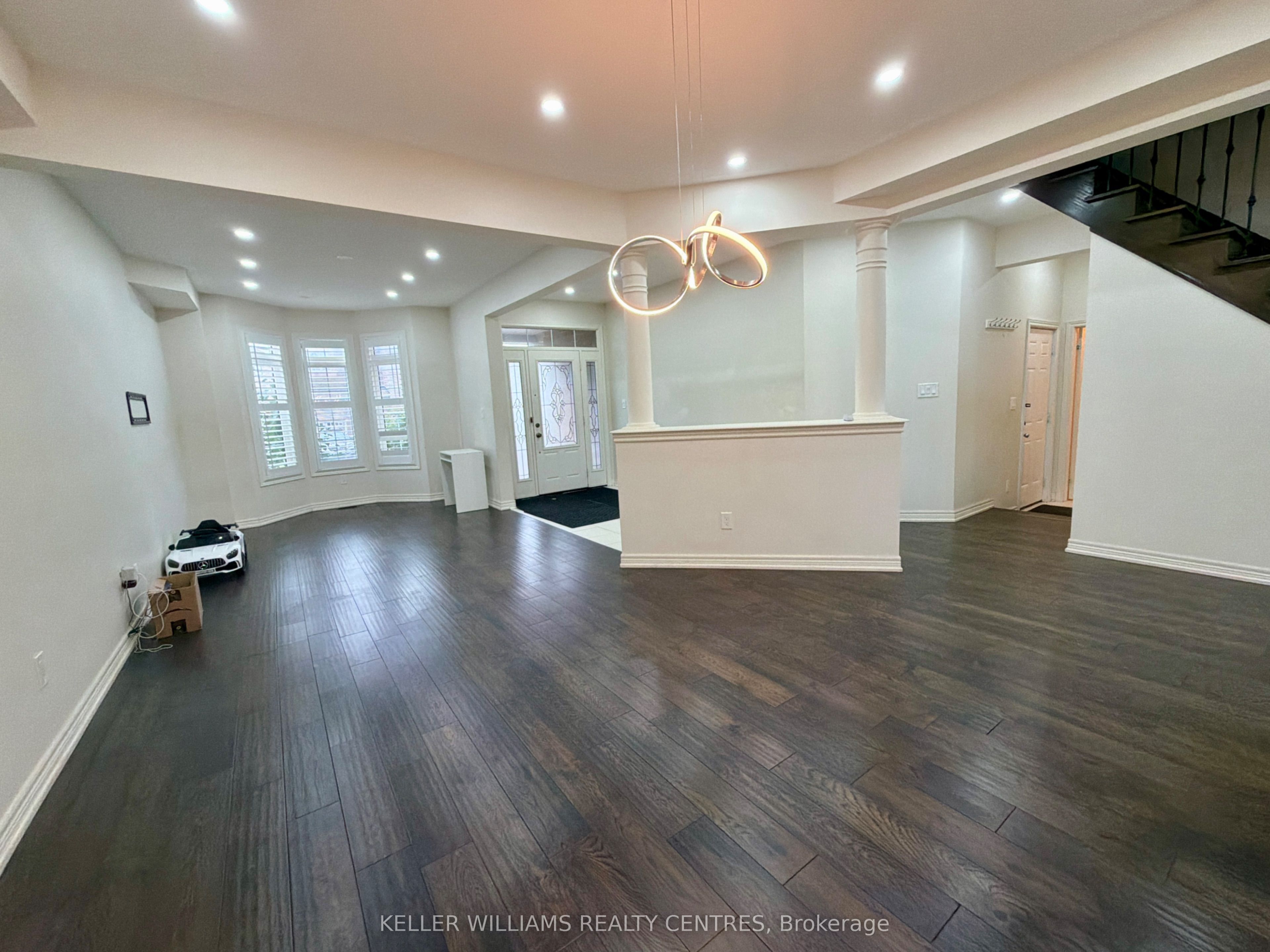 20 Owens Road Upper Property Photo 6