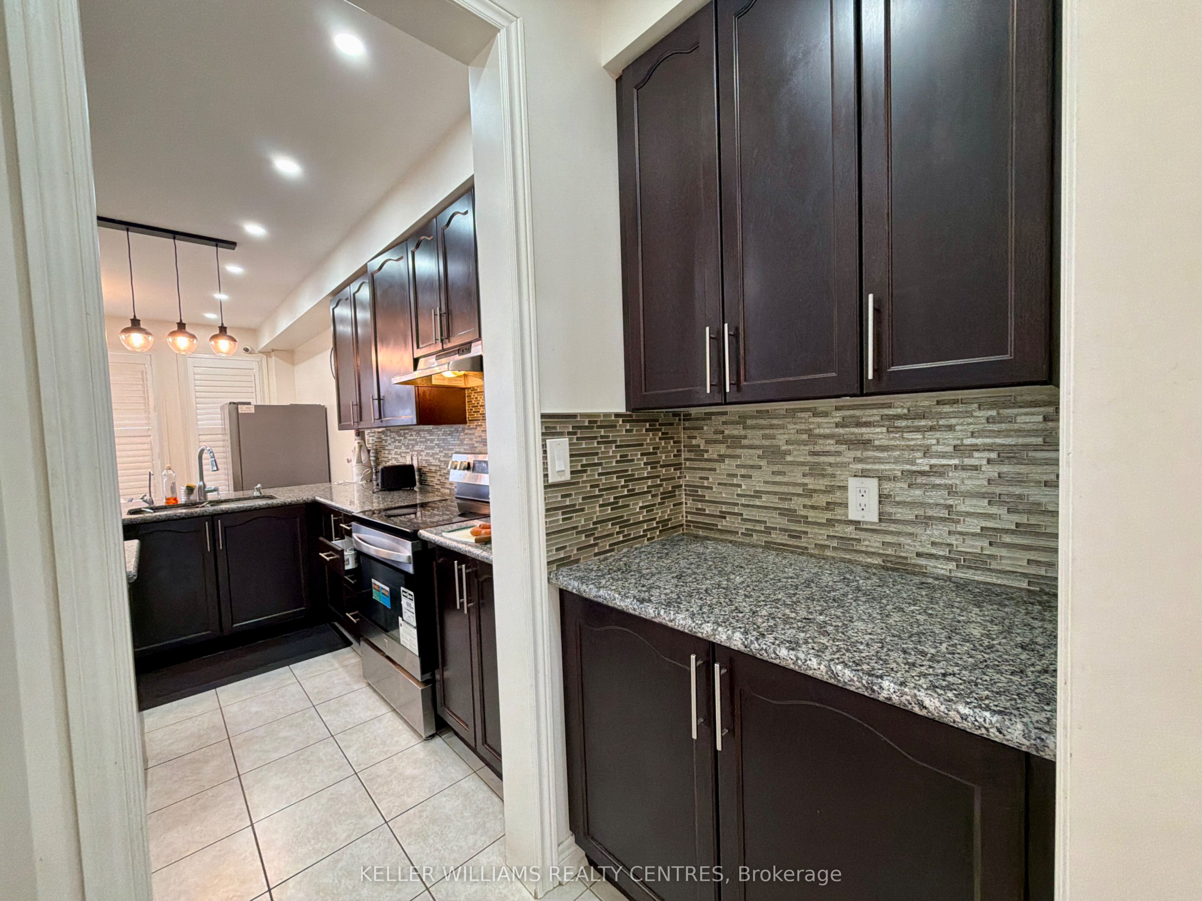 20 Owens Road Upper Property Photo 15