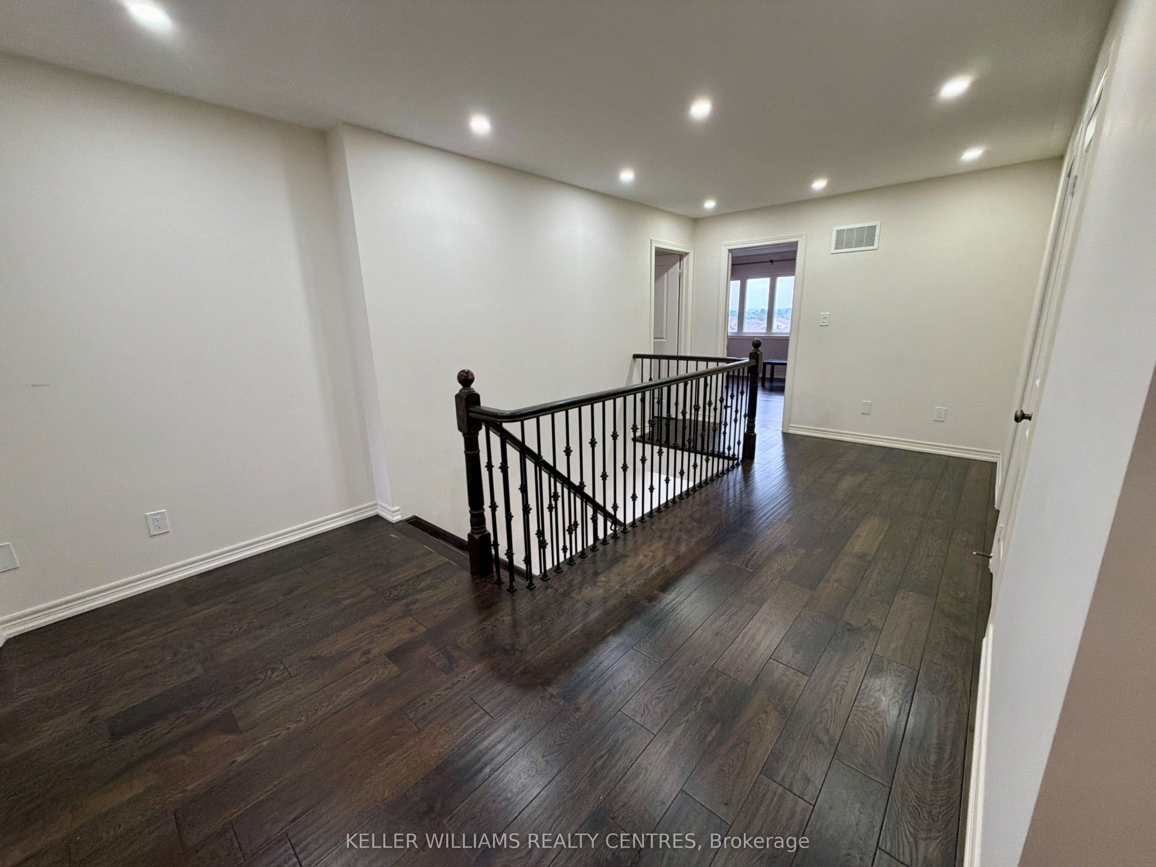 20 Owens Road Upper Property Photo 19