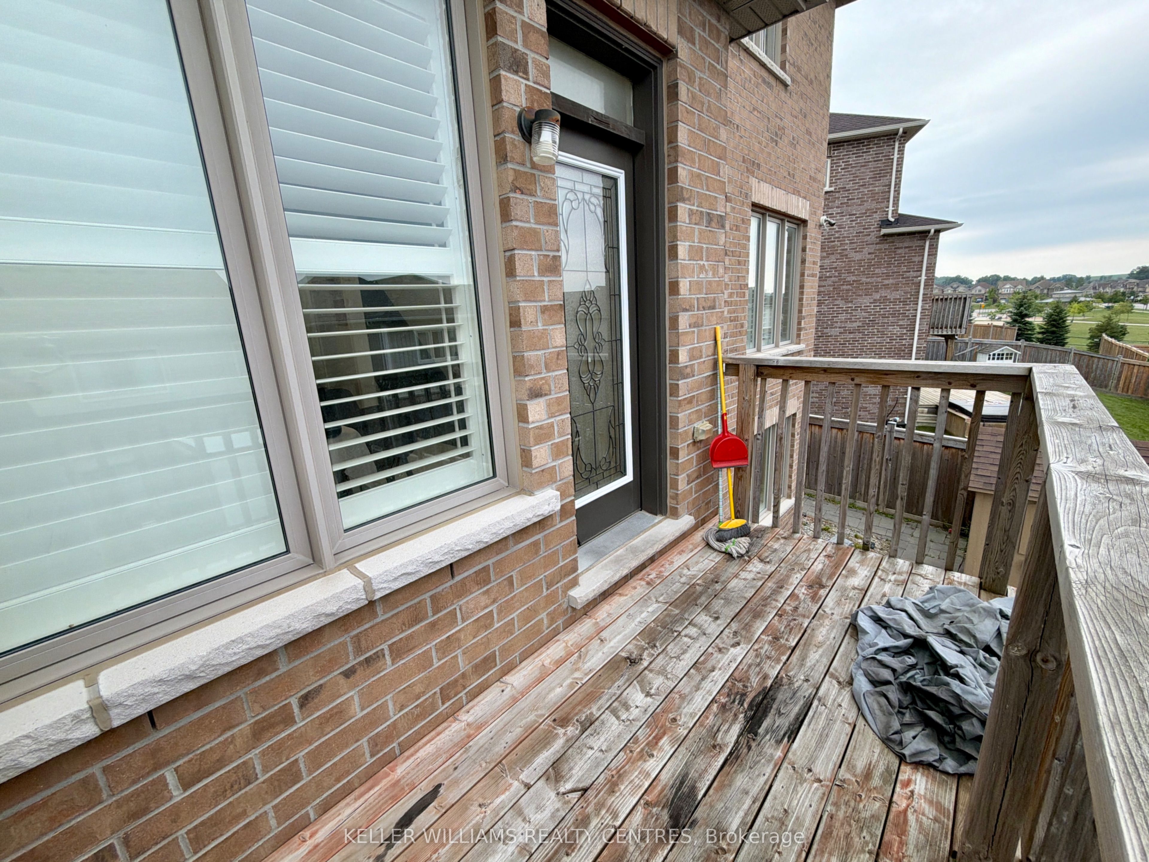 20 Owens Road Upper Property Photo 35