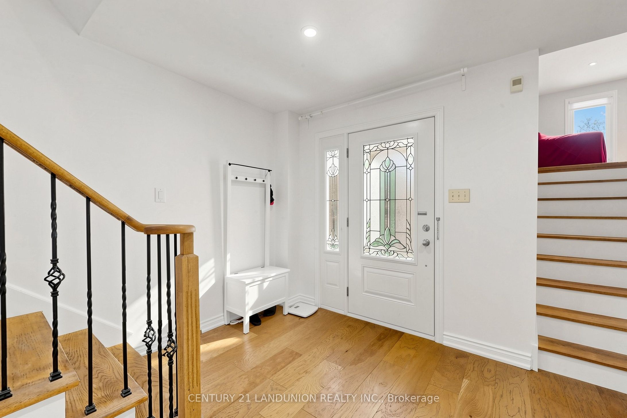 329 Atha Avenue Property Photo 2