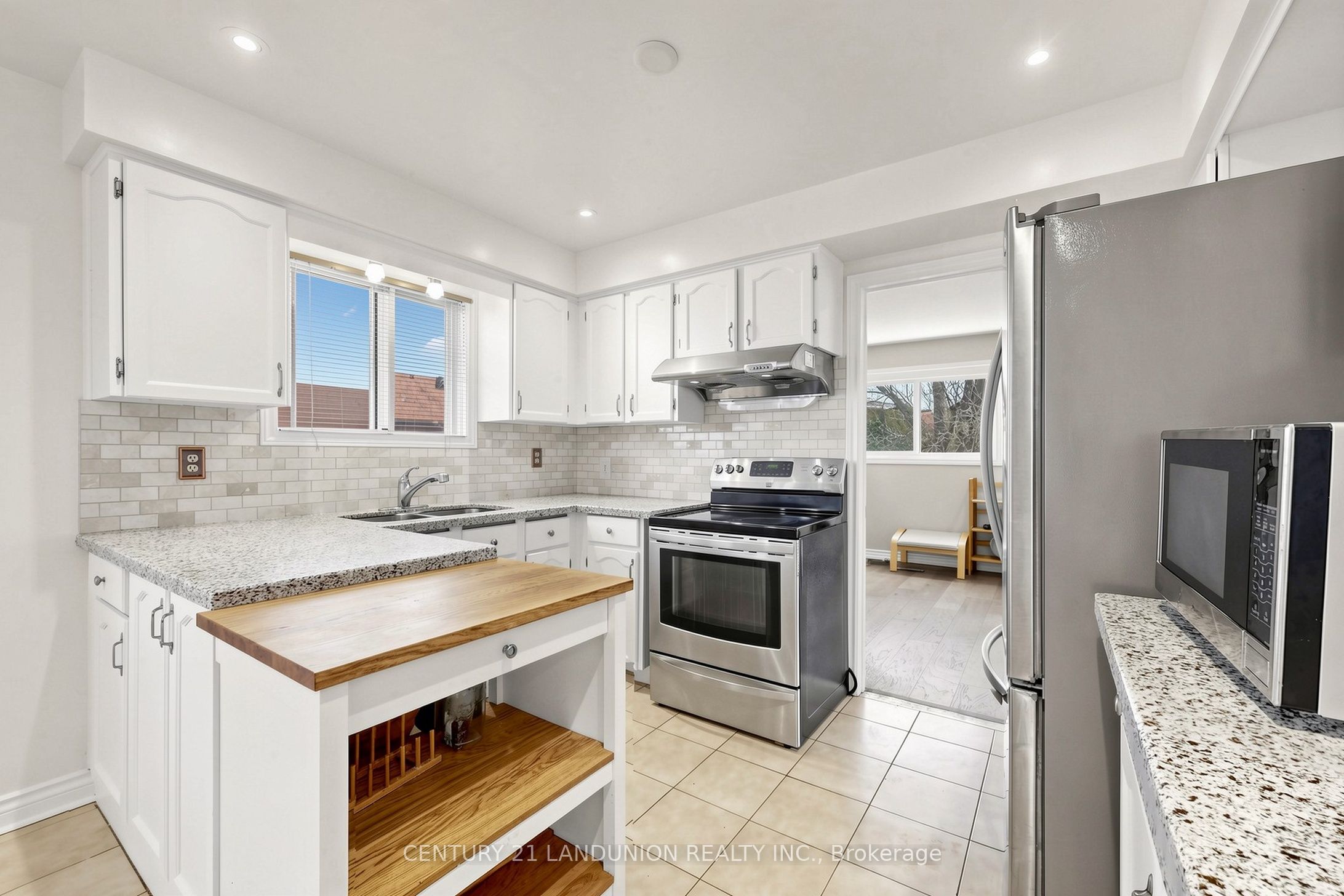 329 Atha Avenue Property Photo 8