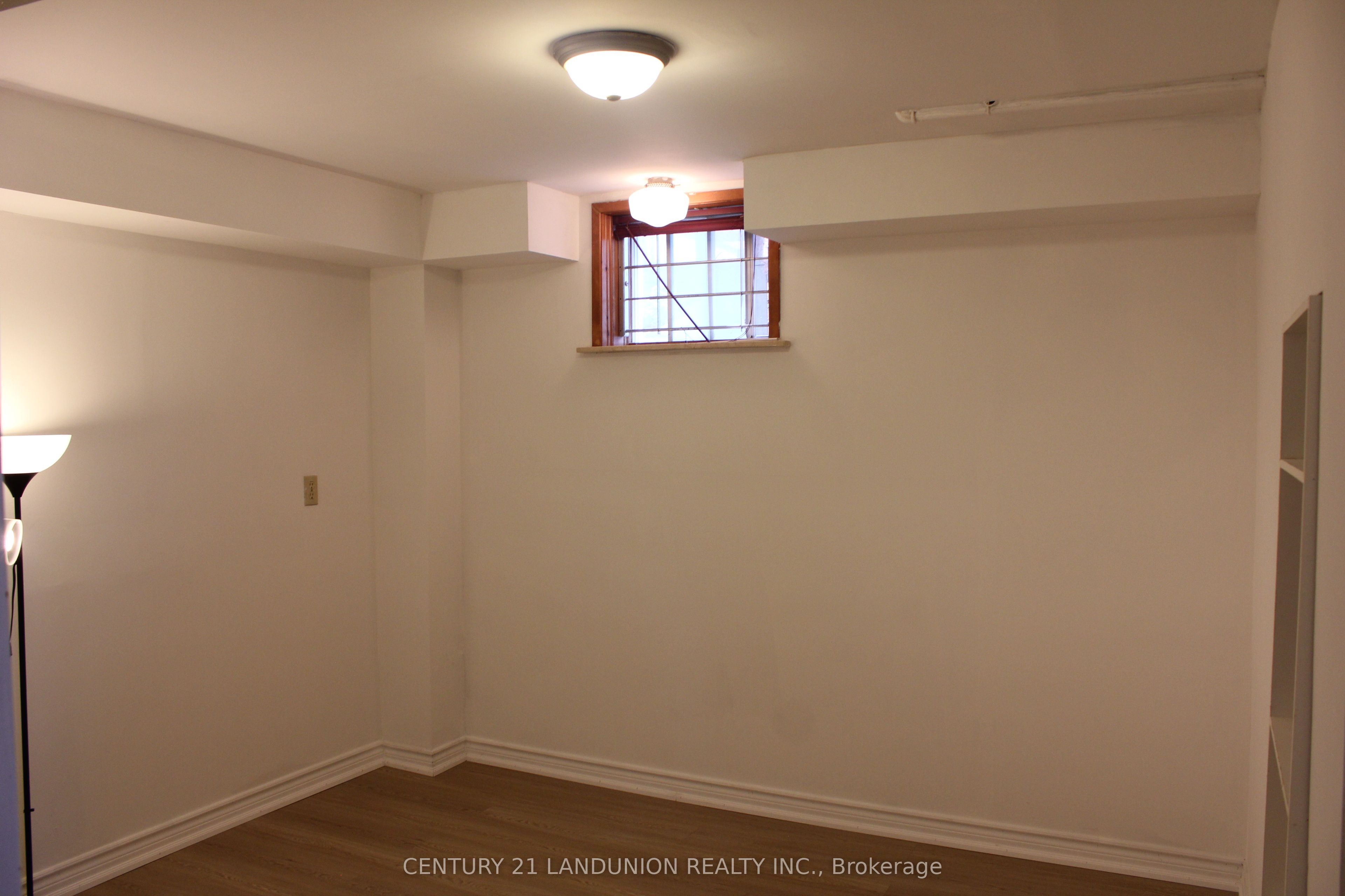 329 Atha Avenue Property Photo 28