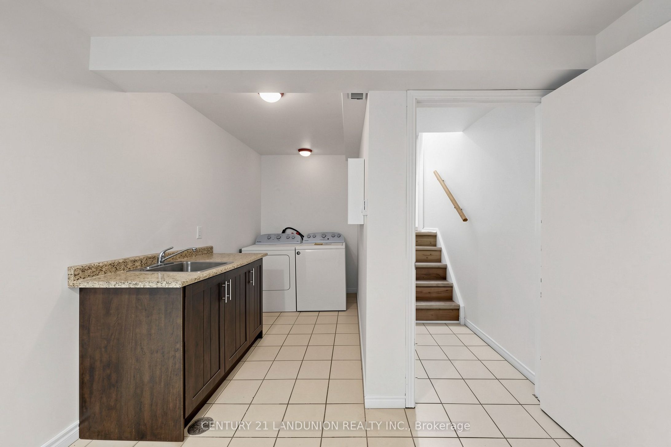 329 Atha Avenue Property Photo 30
