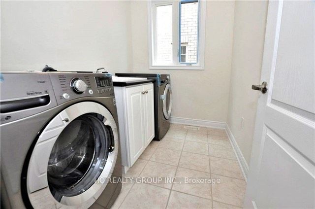 253 Rutherford Road Property Photo 12
