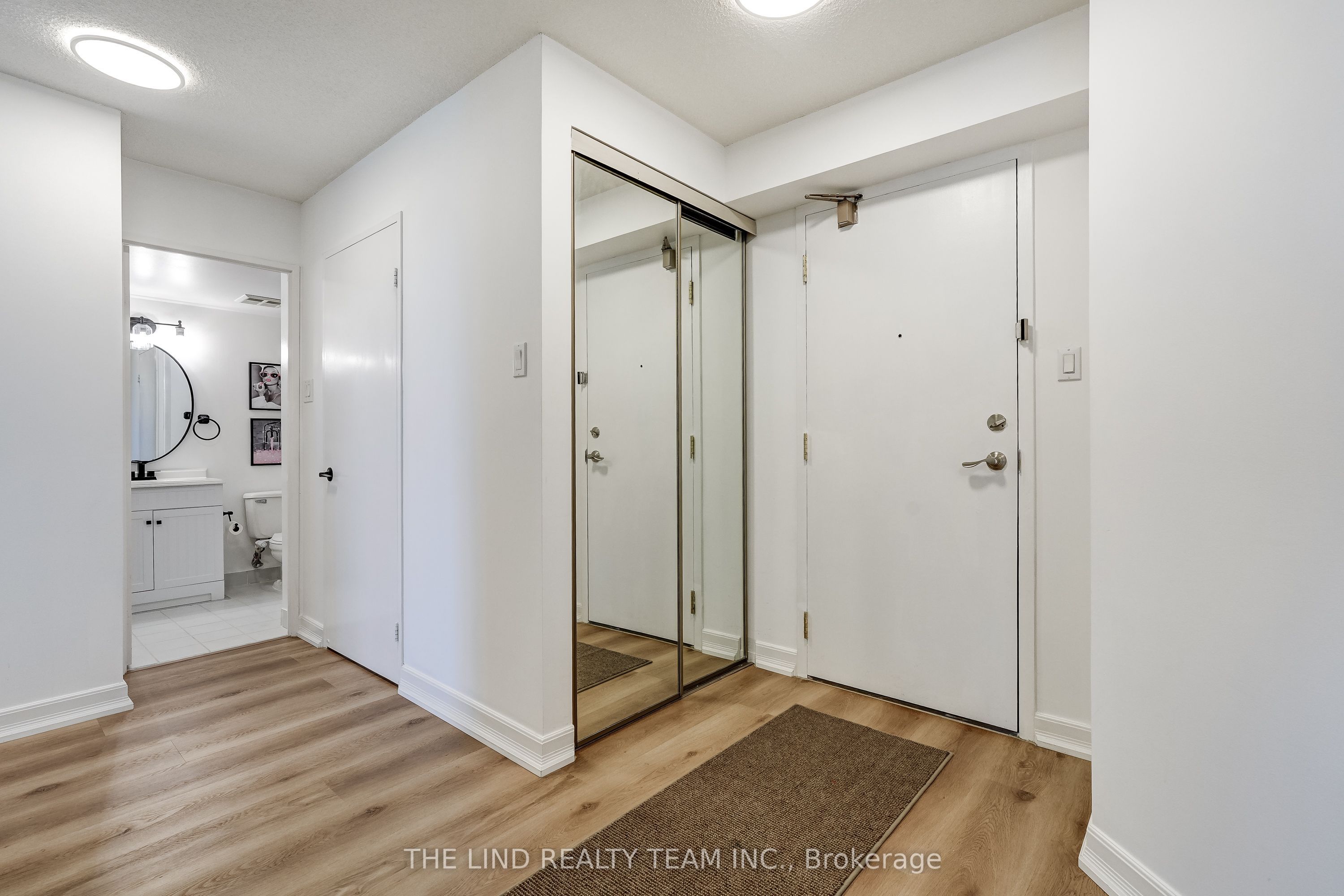 7440 Bathurst Street 1402 Property Photo 8