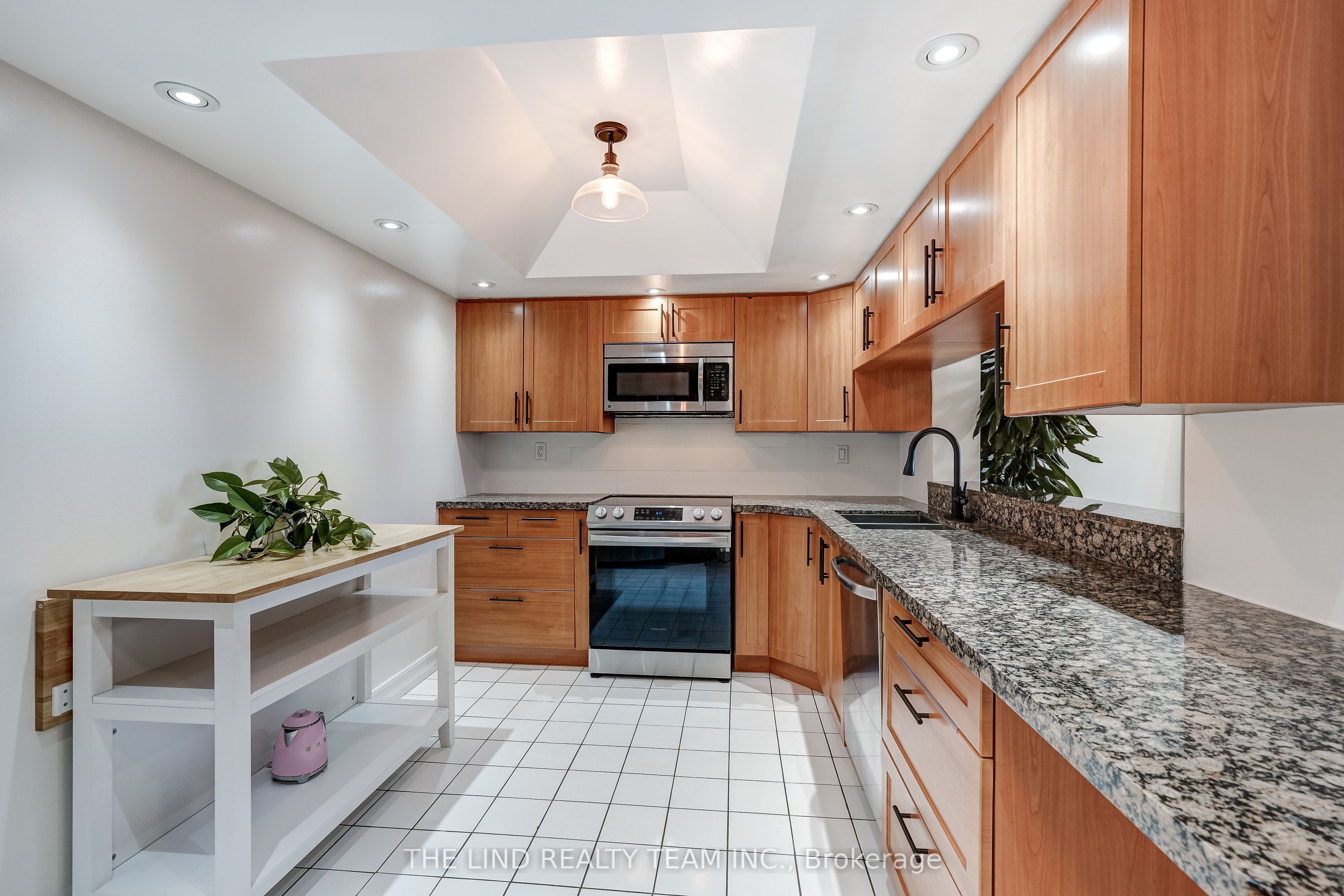 7440 Bathurst Street 1402 Property Photo 10