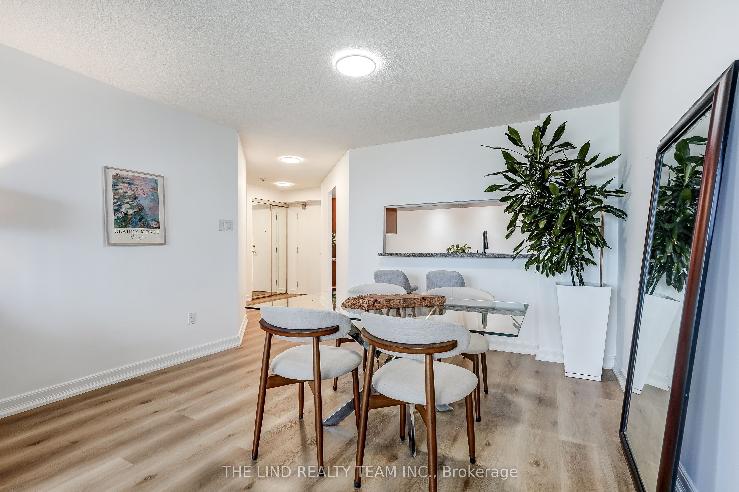 7440 Bathurst Street 1402 Property Photo 16