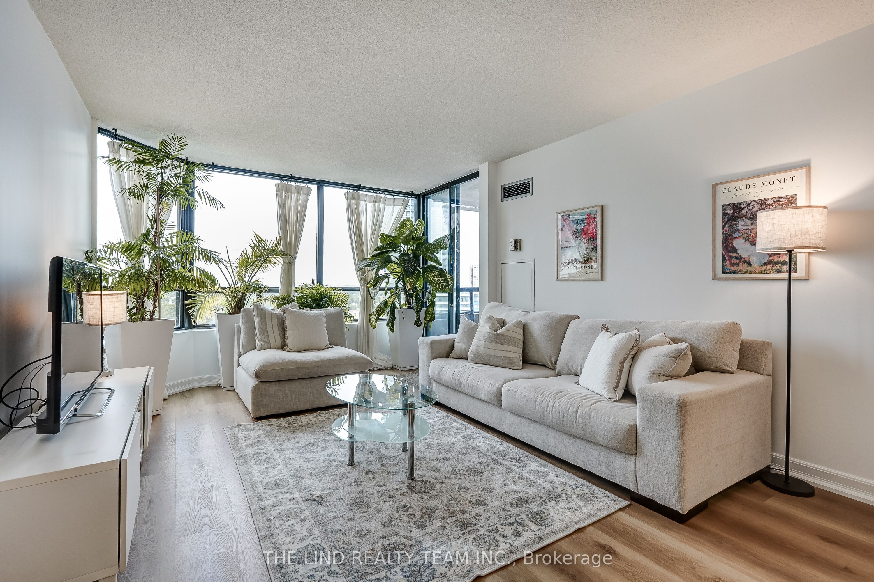 7440 Bathurst Street 1402 Property Photo 17