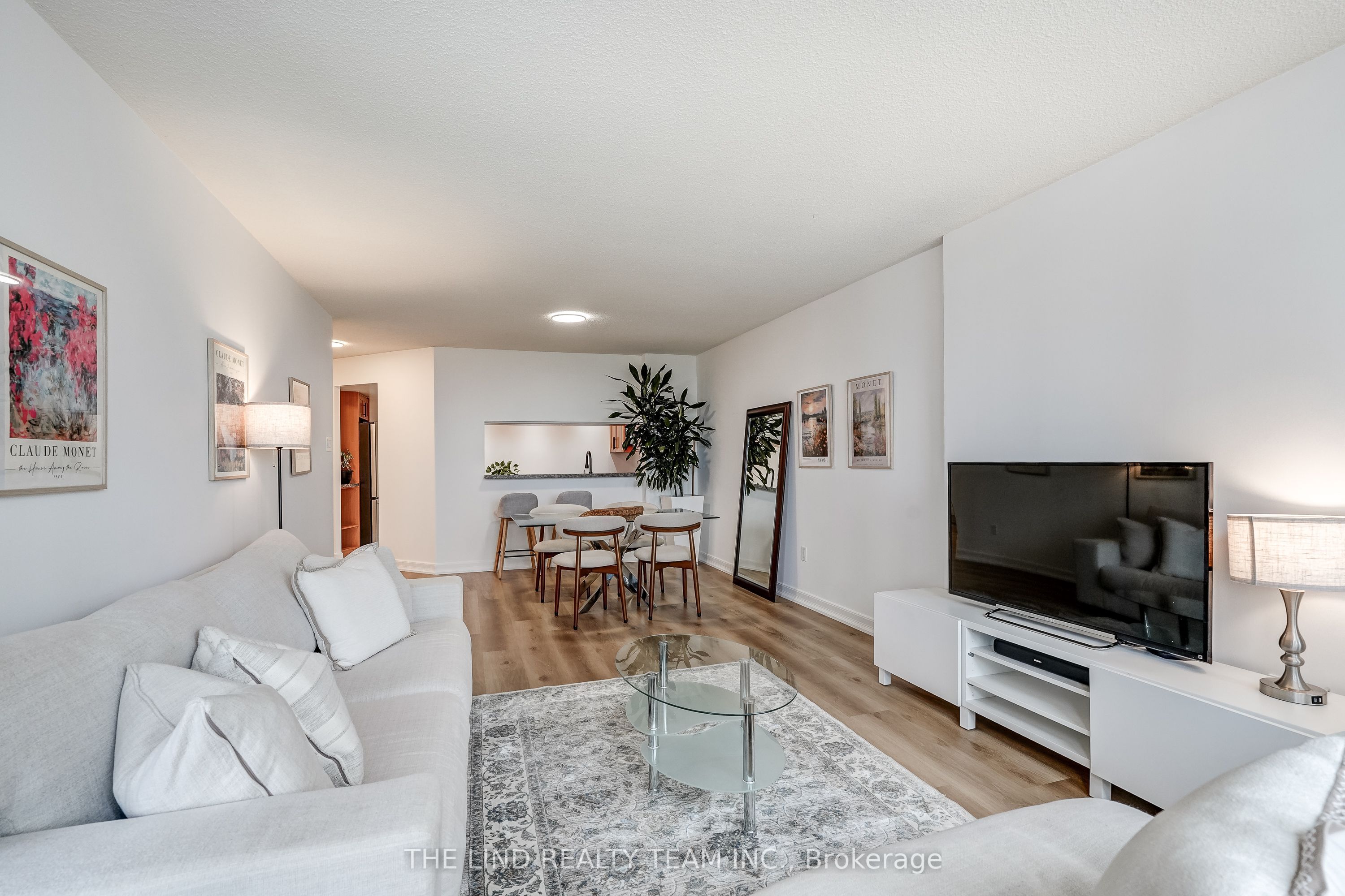 7440 Bathurst Street 1402 Property Photo 19