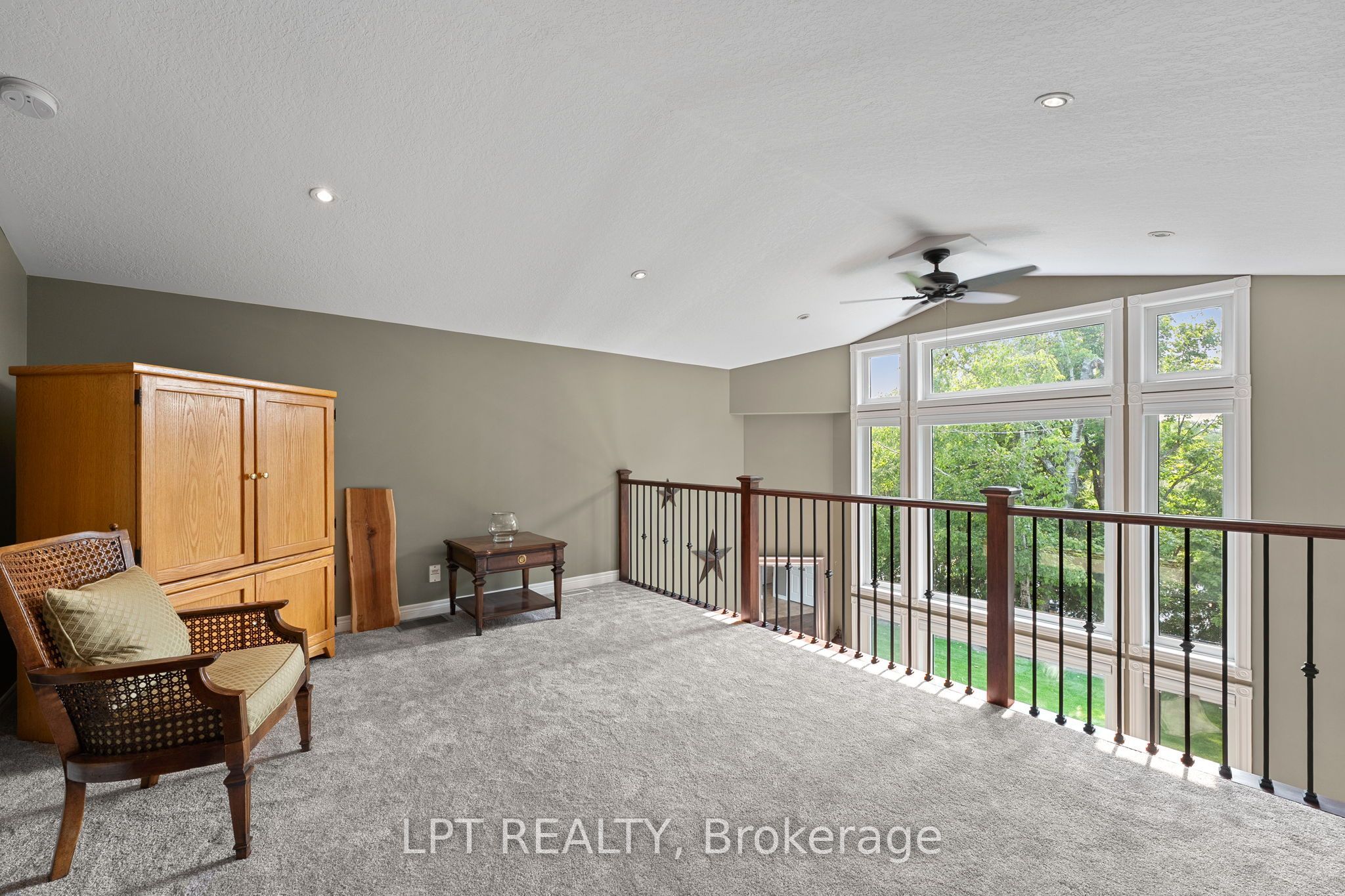 2 Birch Knoll Road Property Photo 26