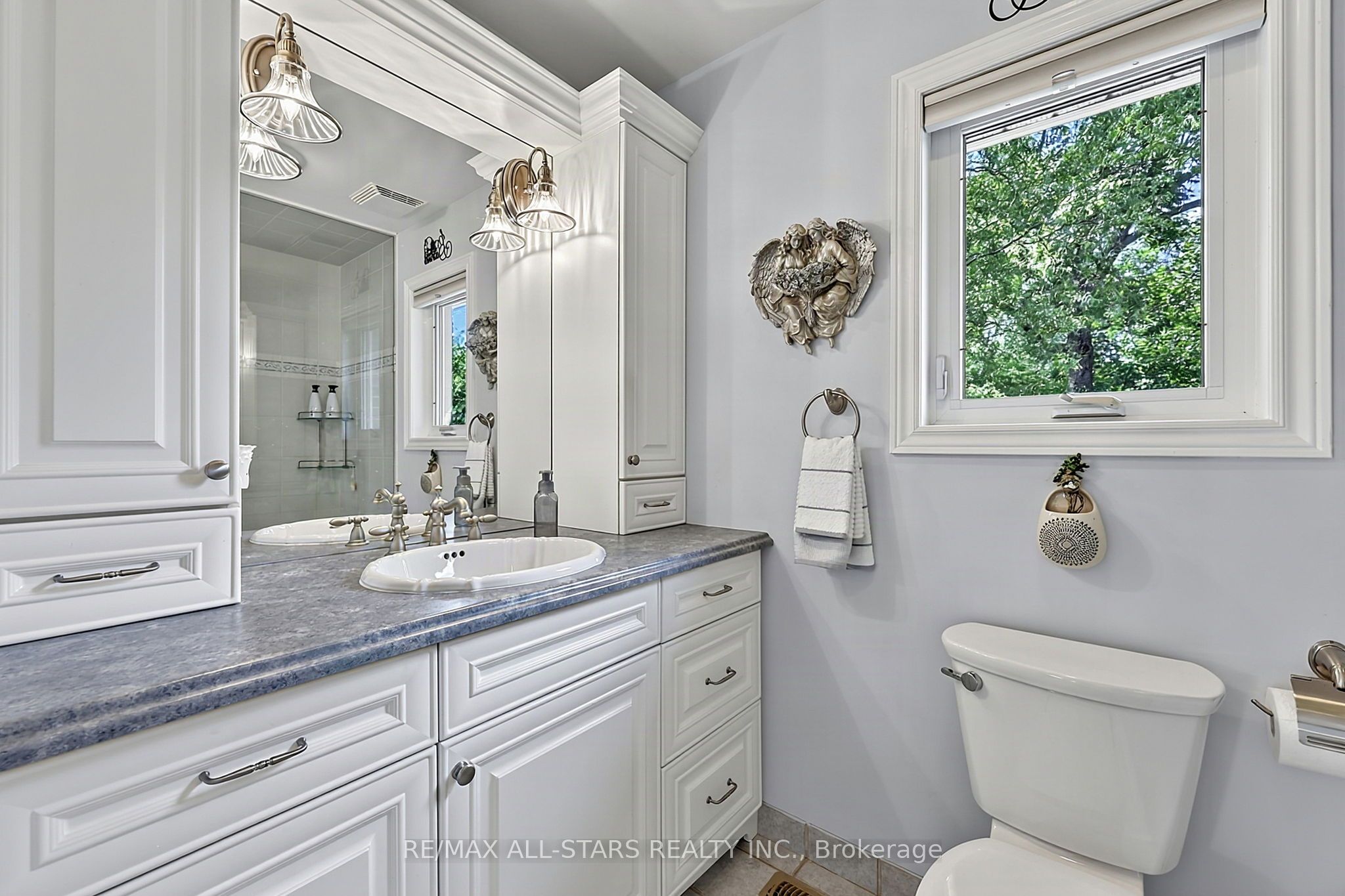 117 Riverglen Drive Property Photo 23