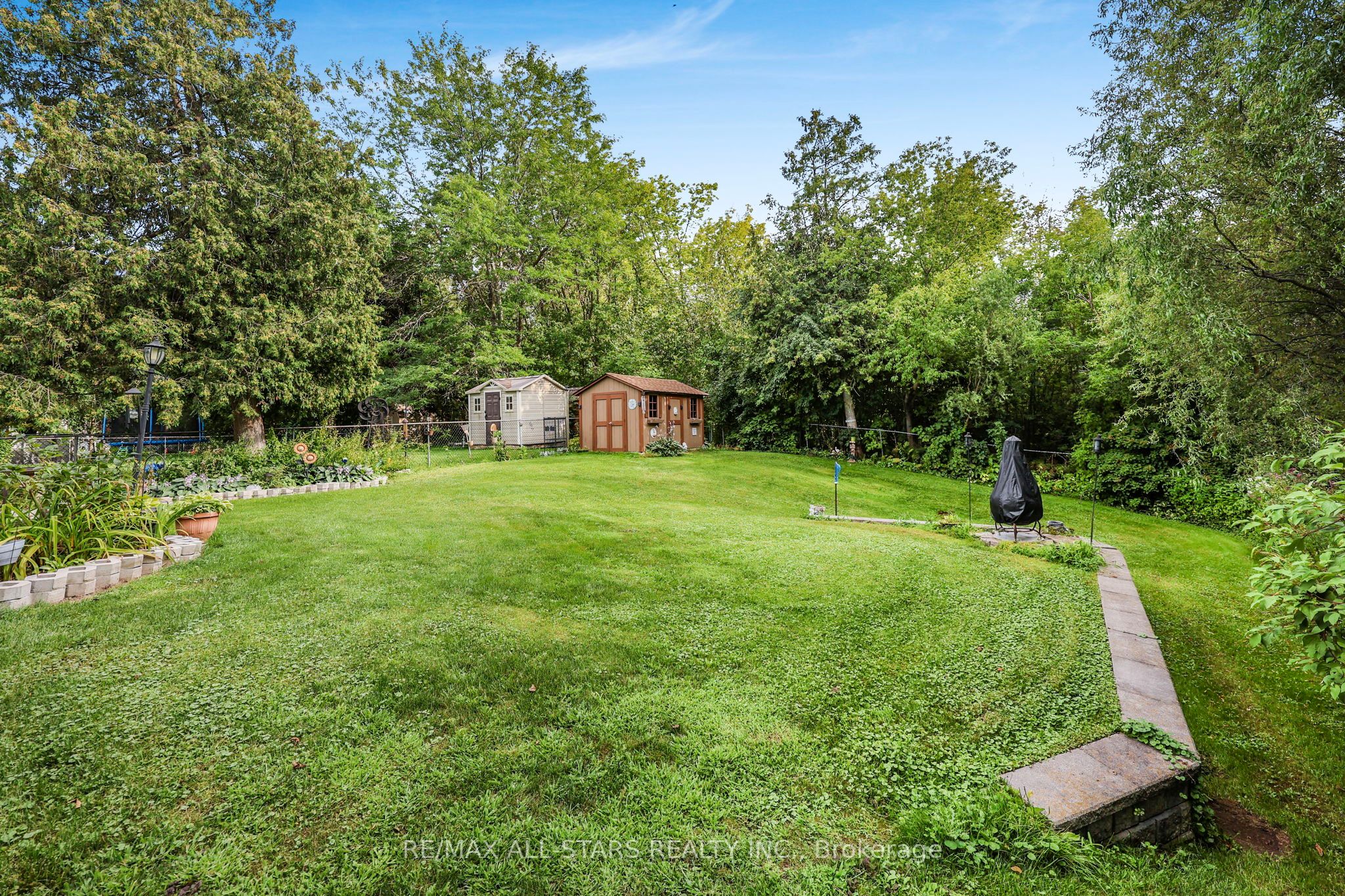 117 Riverglen Drive Property Photo 37