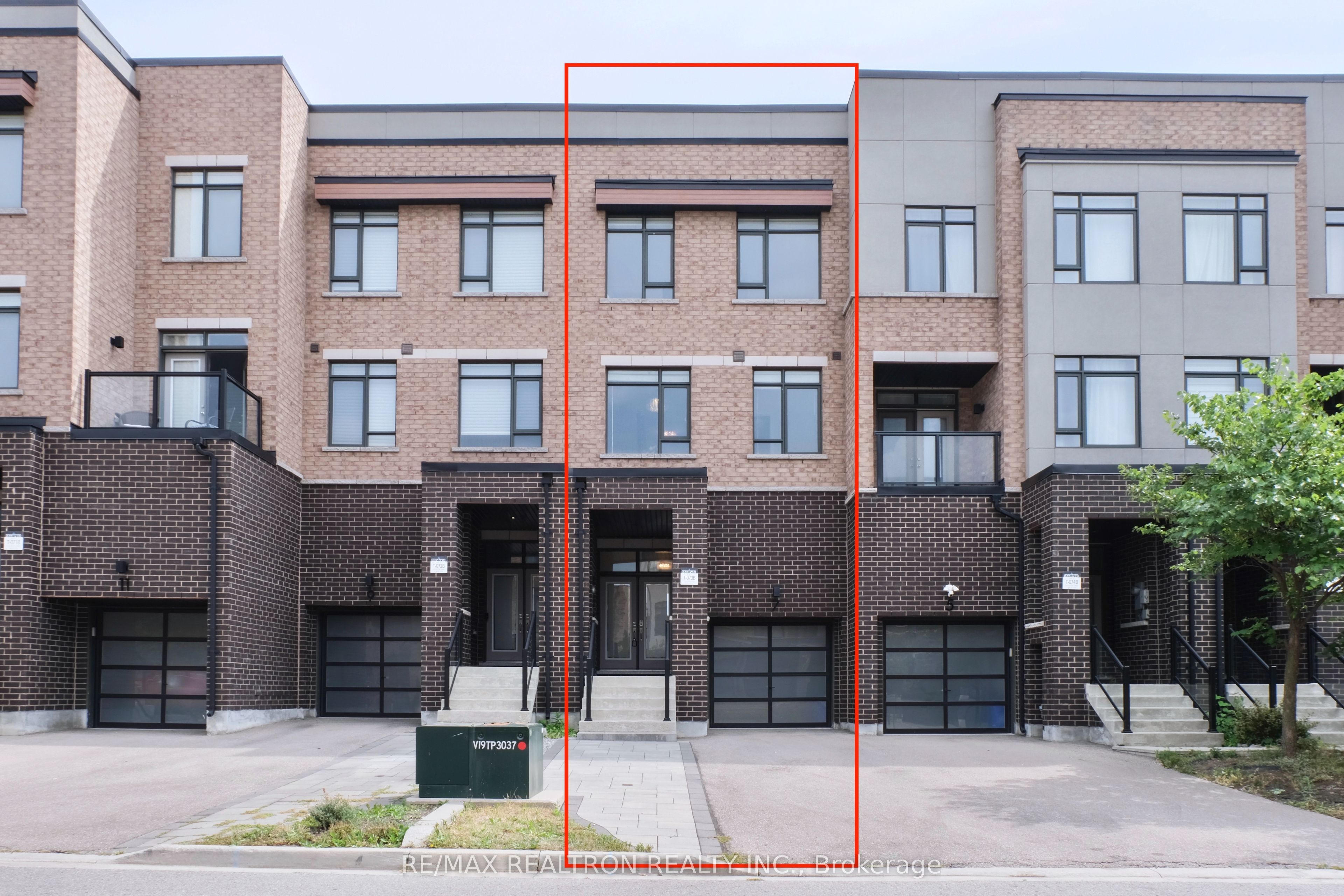 7 Glenngarry Crescent Property Photo 1