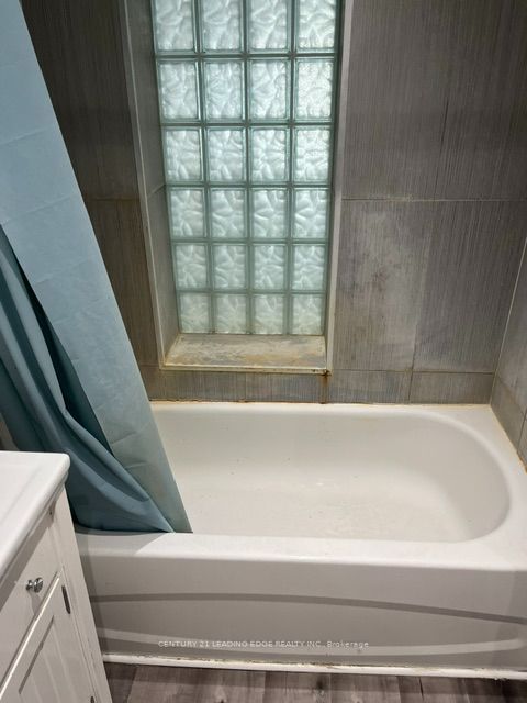 6397 Main Street Property Photo 4