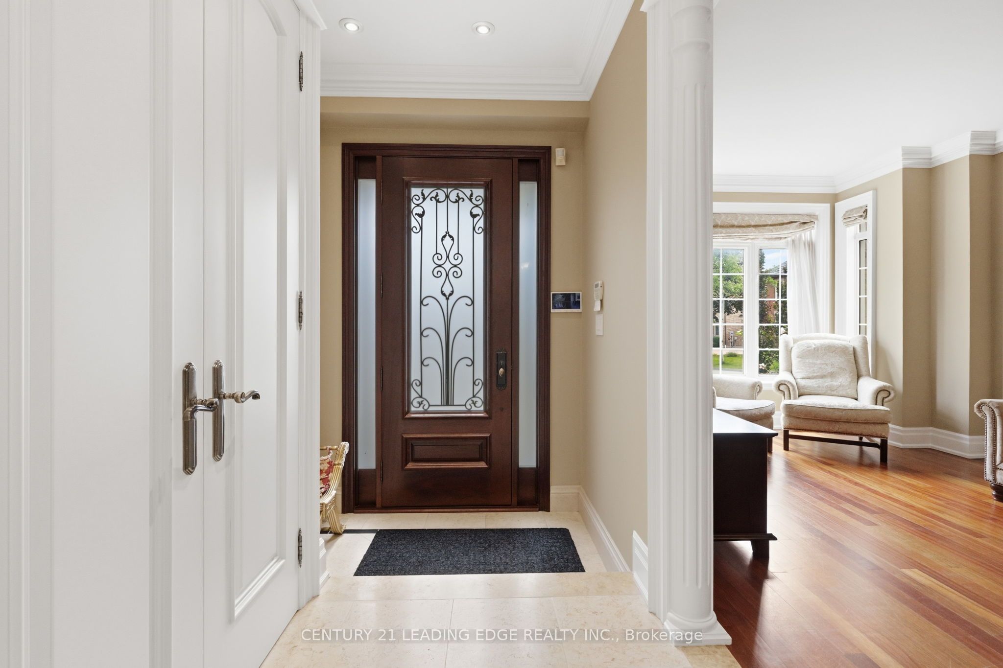 40 Arista Gate Property Photo 3