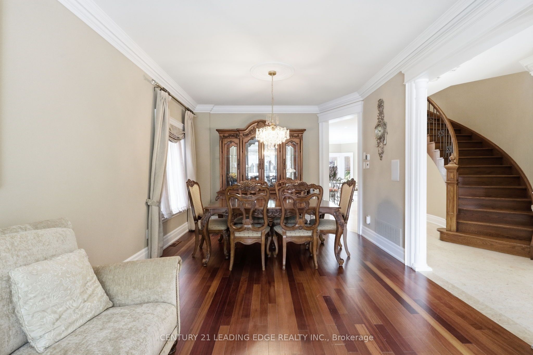 40 Arista Gate Property Photo 7