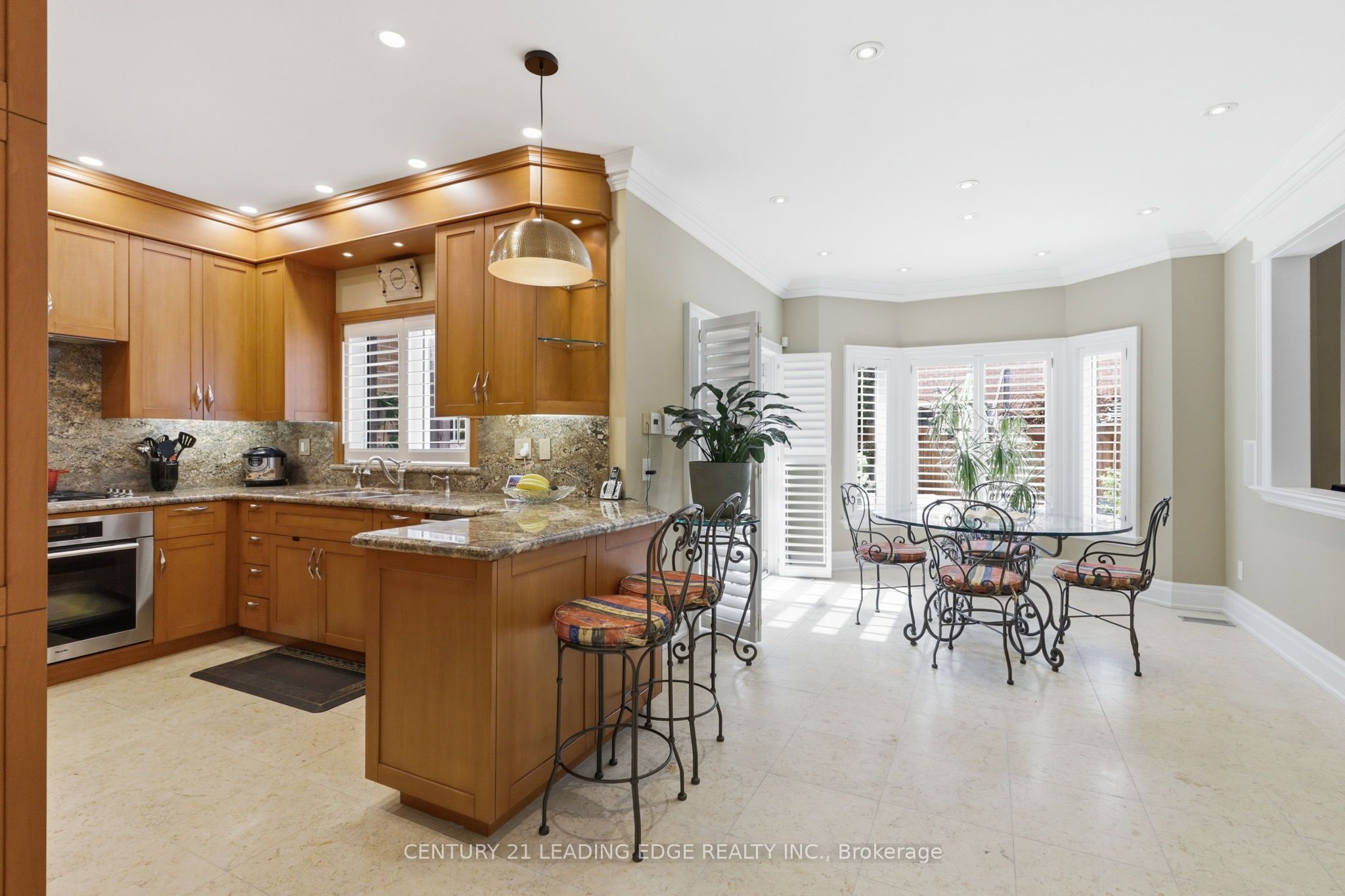 40 Arista Gate Property Photo 8