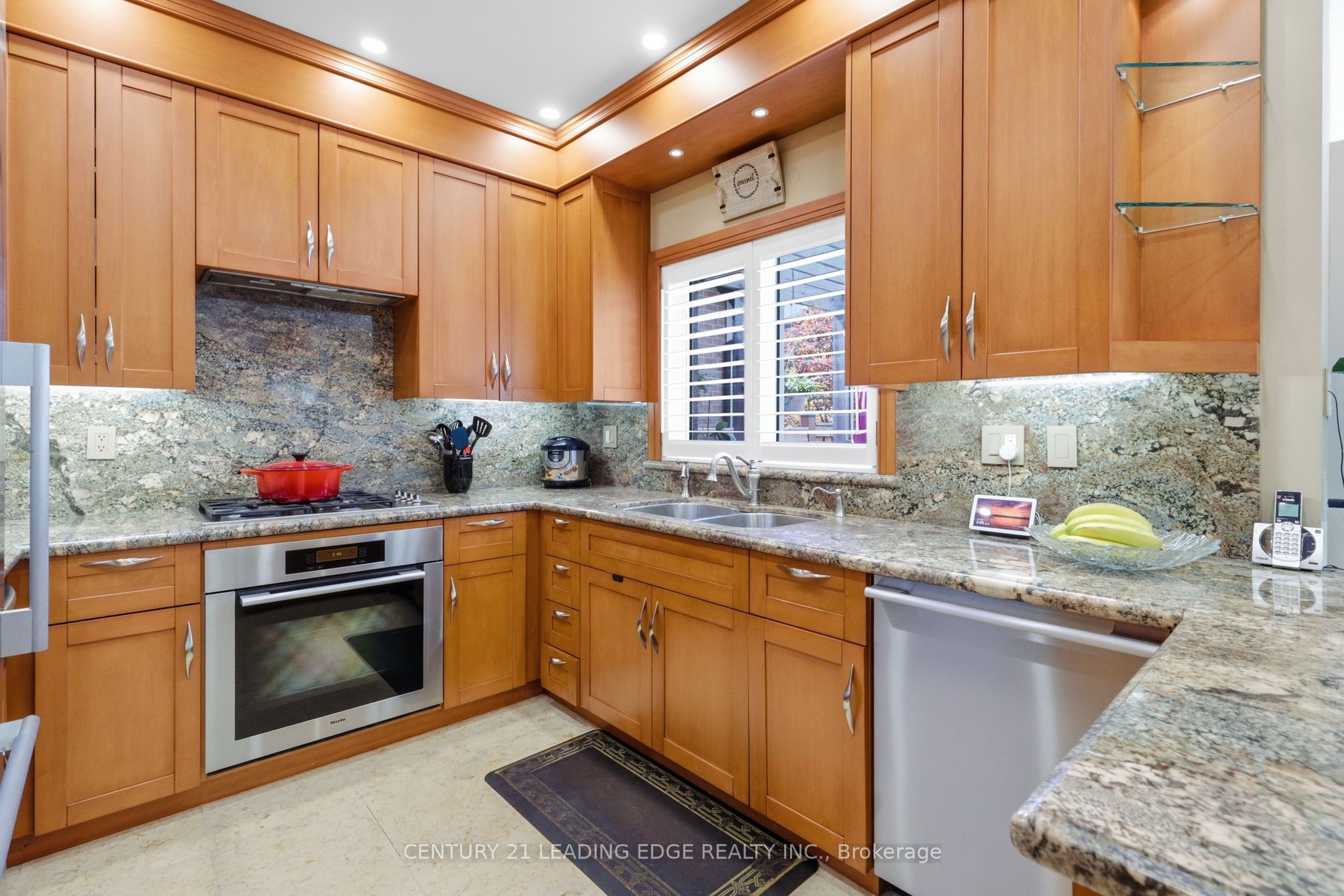 40 Arista Gate Property Photo 10