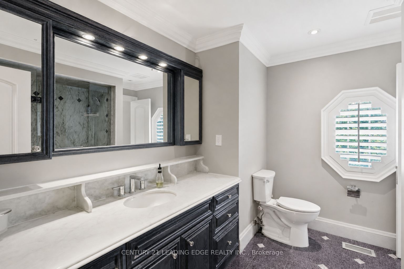 40 Arista Gate Property Photo 26