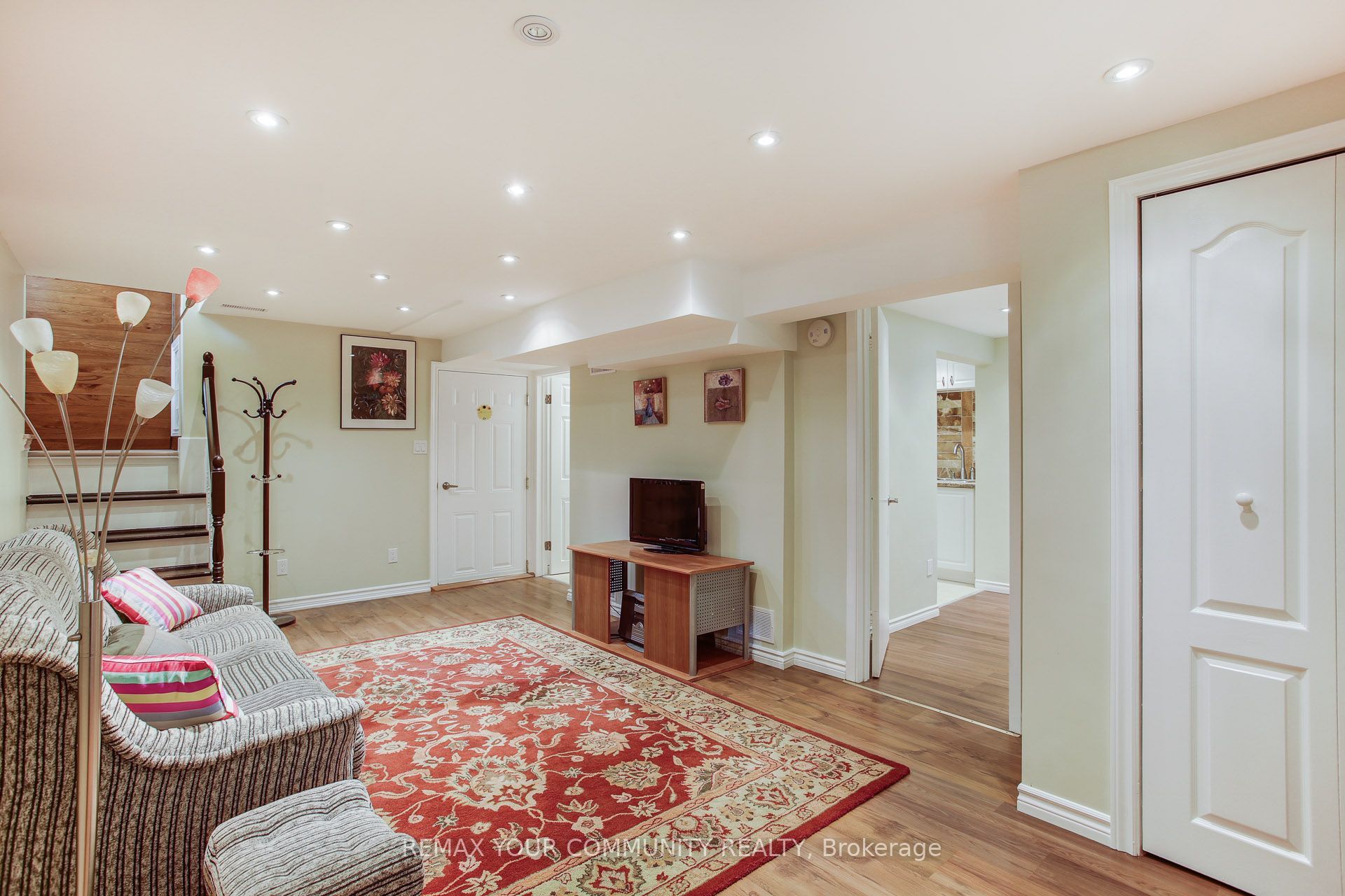 8 Plaisance Road Basement Property Photo 3