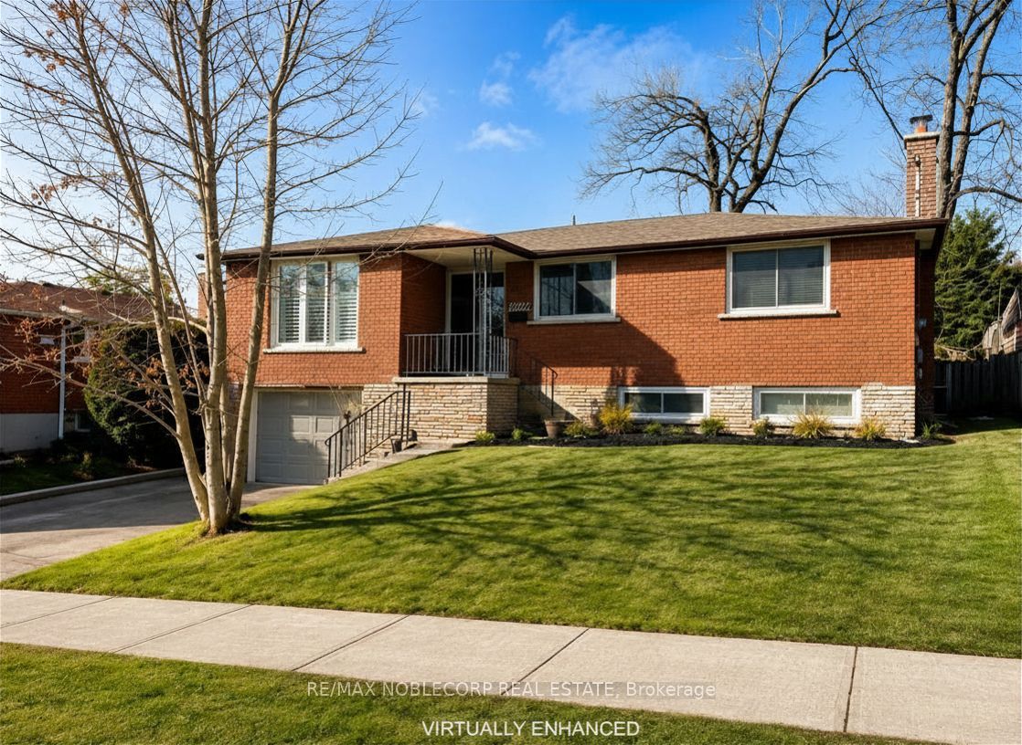 166 Collings Avenue Property Photo 1