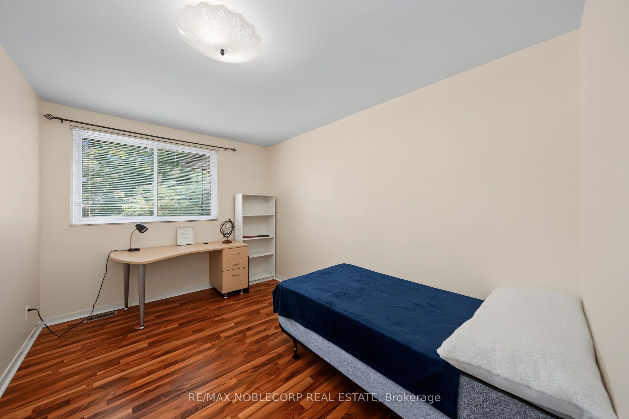 166 Collings Avenue Property Photo 16