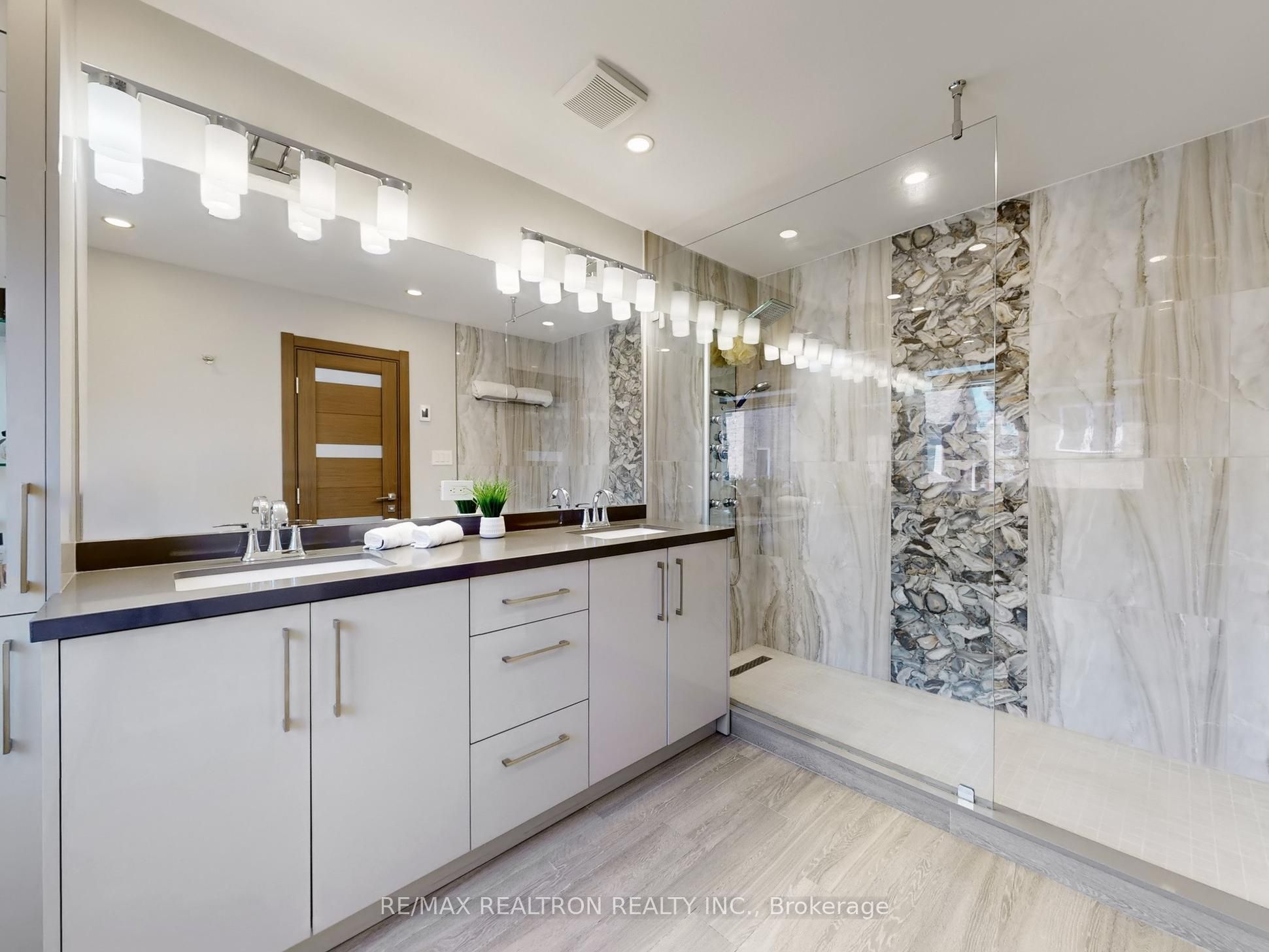 115 Bentoak Crescent Property Photo 22