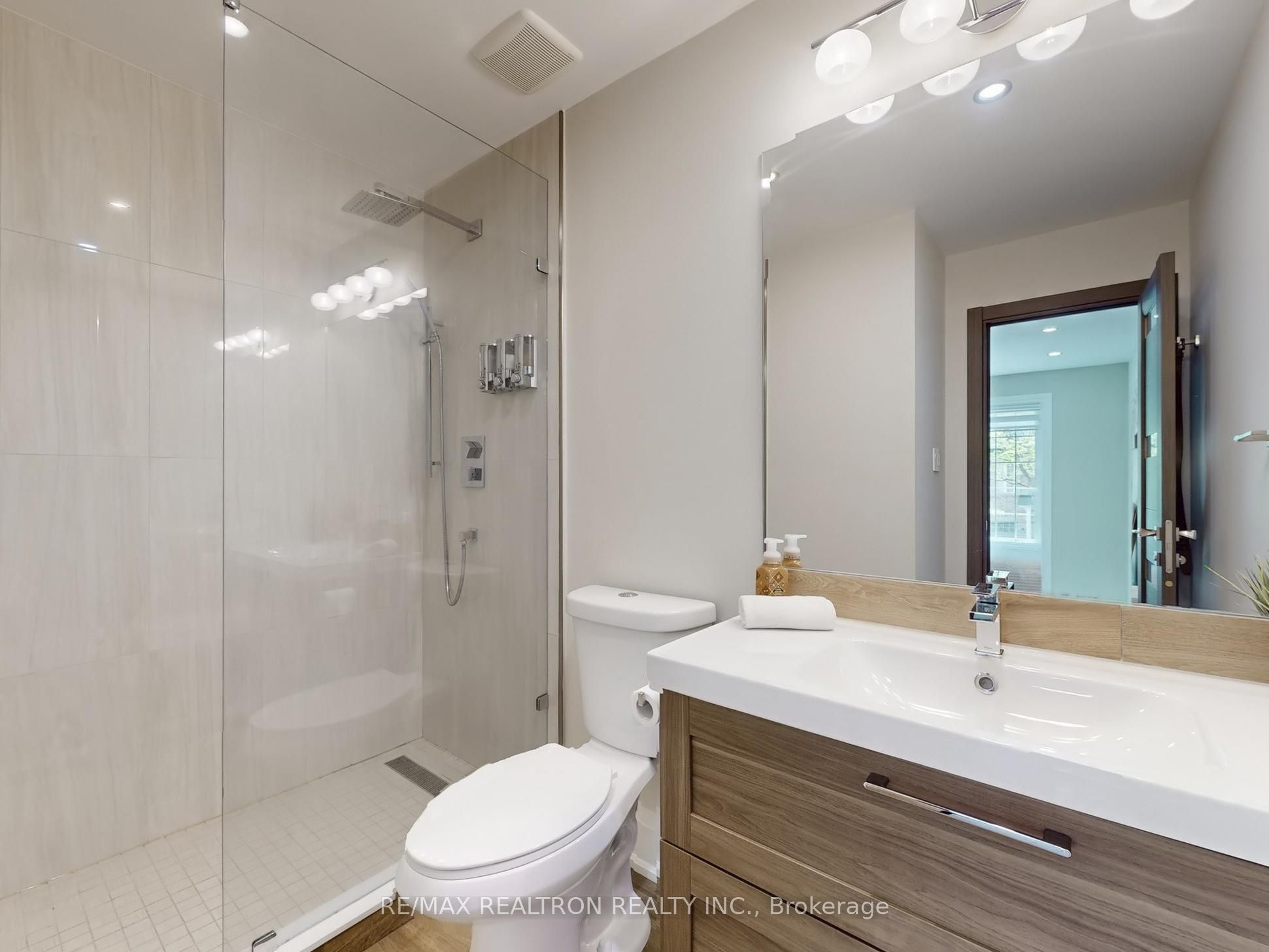 115 Bentoak Crescent Property Photo 26